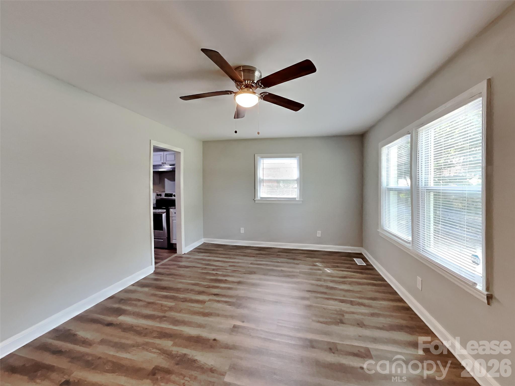 505 Sinclair Street Property Photo 14