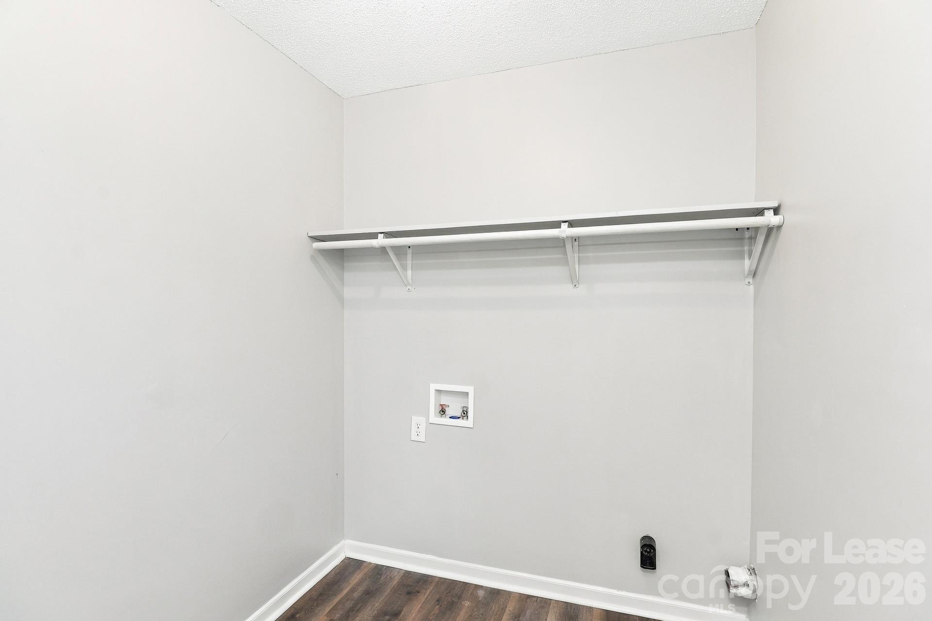 4317 Freeport Drive Property Photo 5