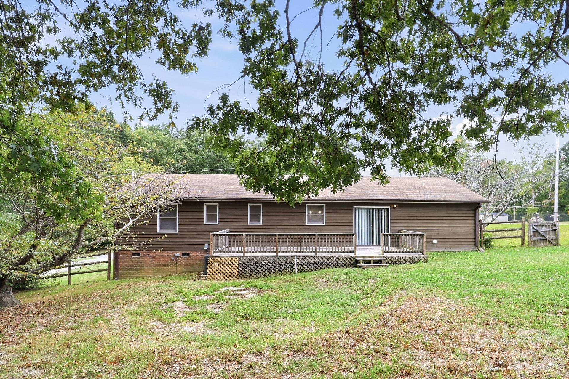 4317 Freeport Drive Property Photo 6