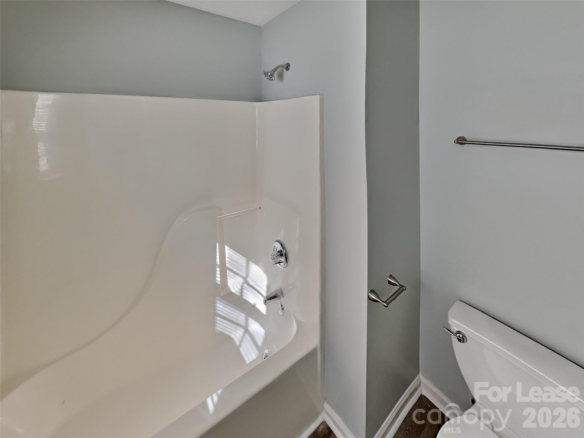 5419 Howard Street Property Photo 14