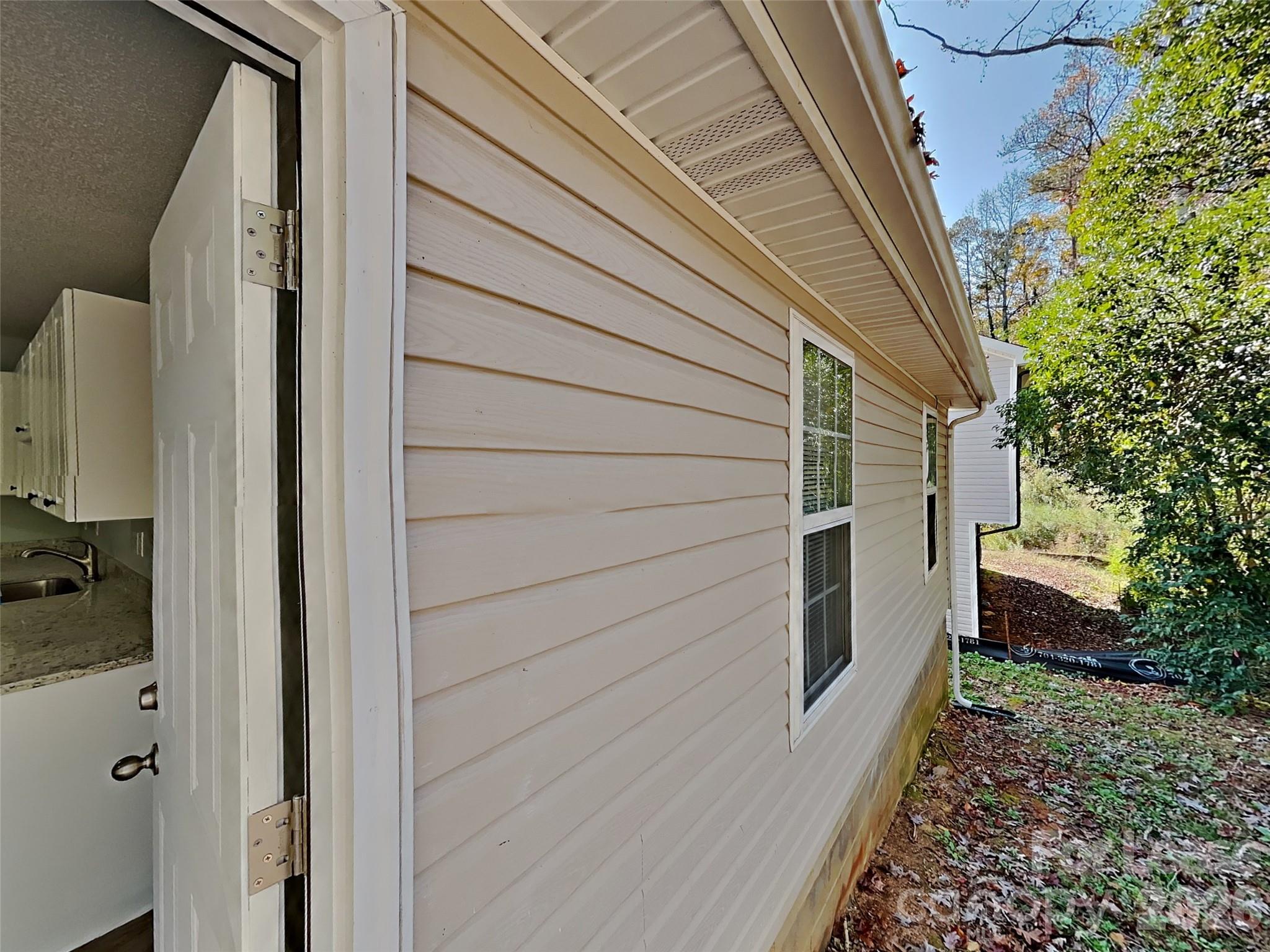 5419 Howard Street Property Photo 15