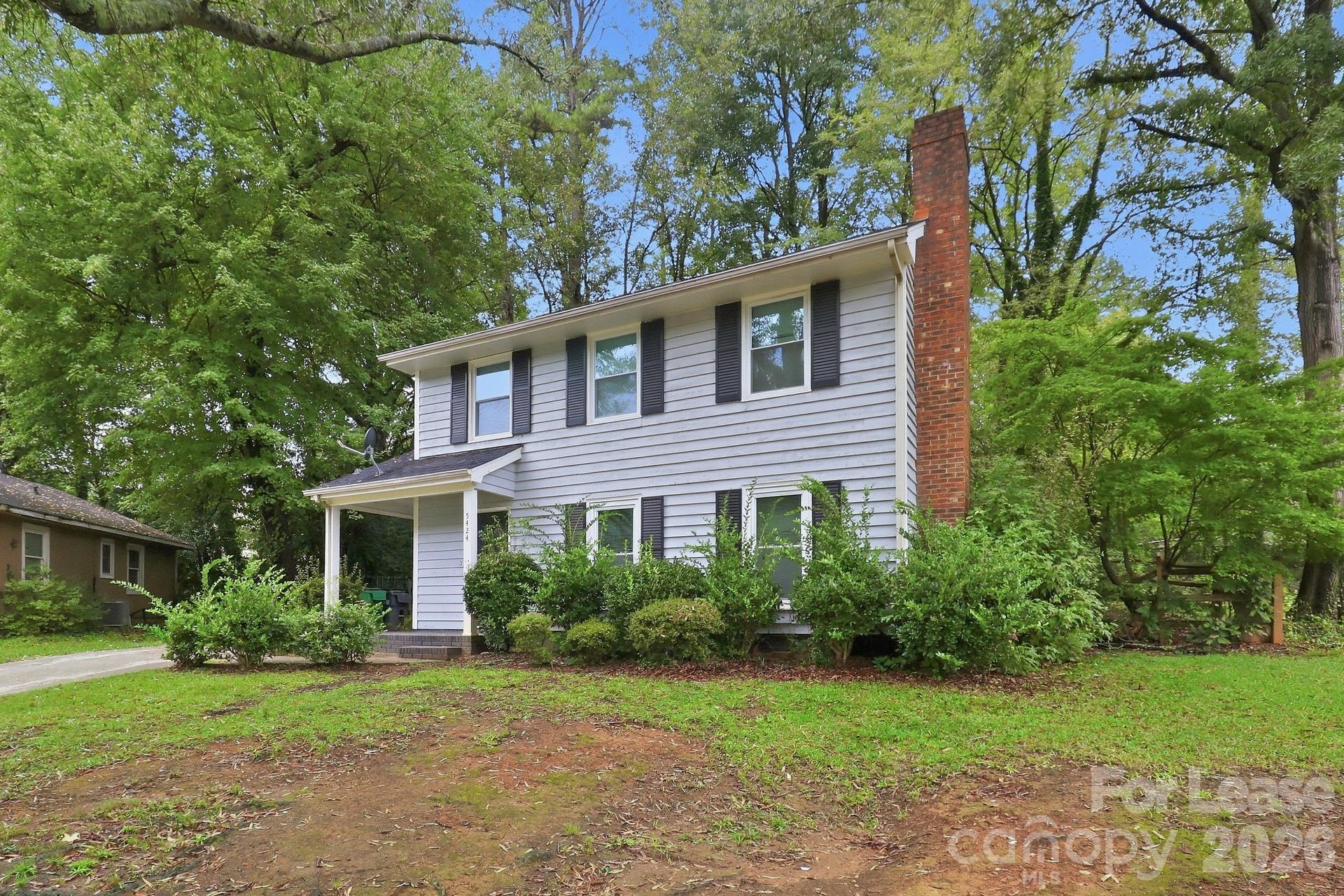 5424 Two Moons Drive Property Photo 2