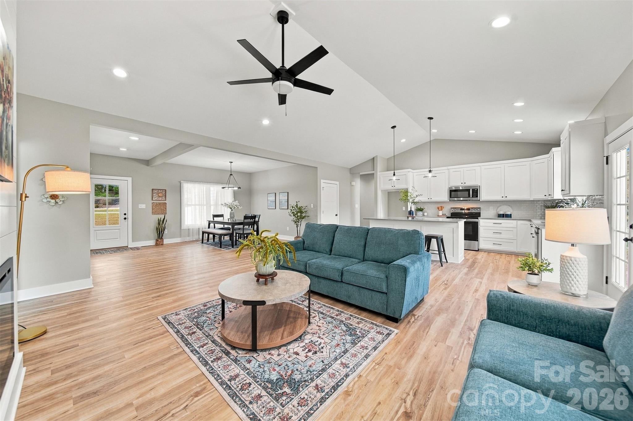 2151 Piper Ridge Drive Property Photo 2