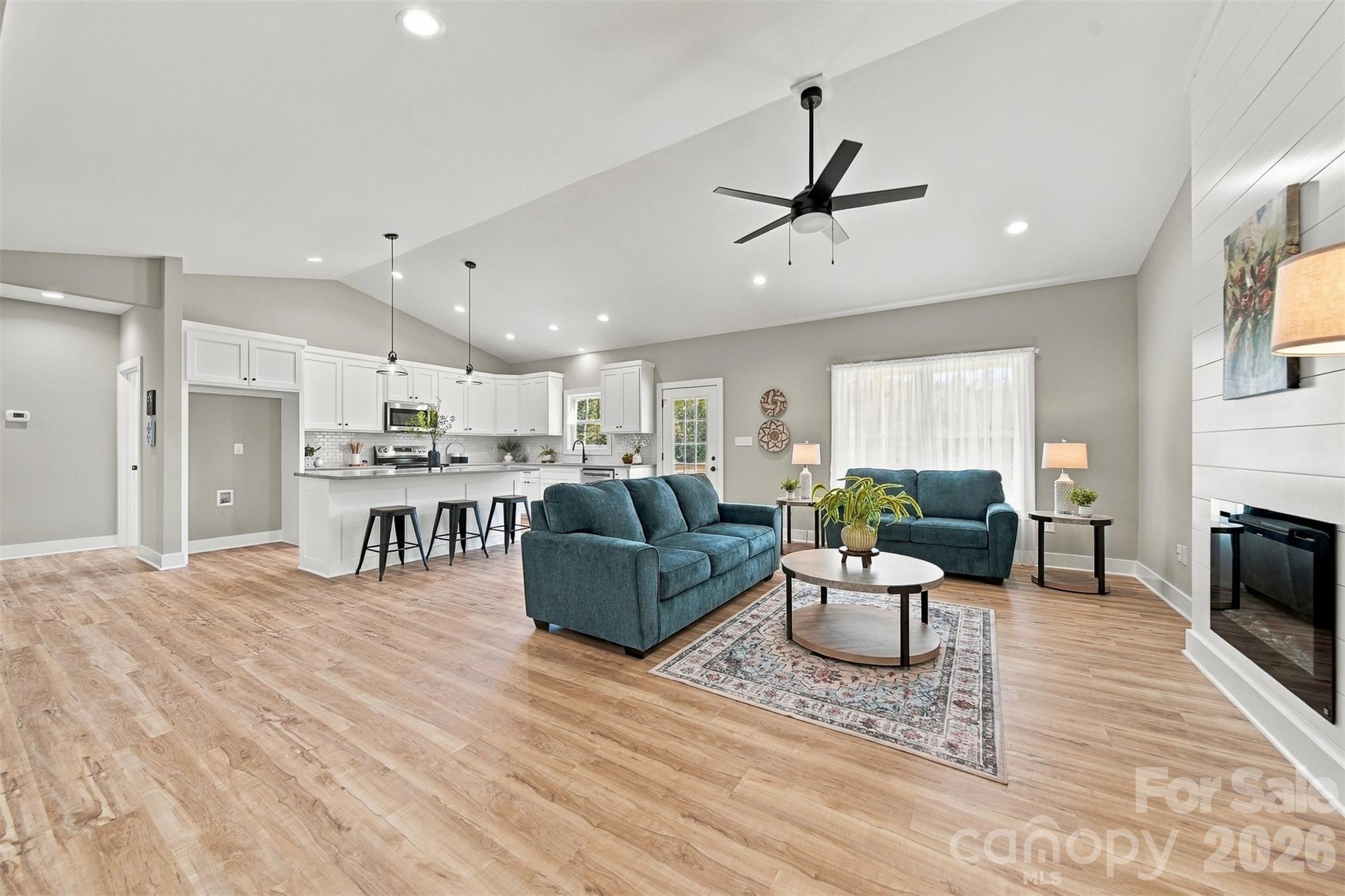 2151 Piper Ridge Drive Property Photo 8