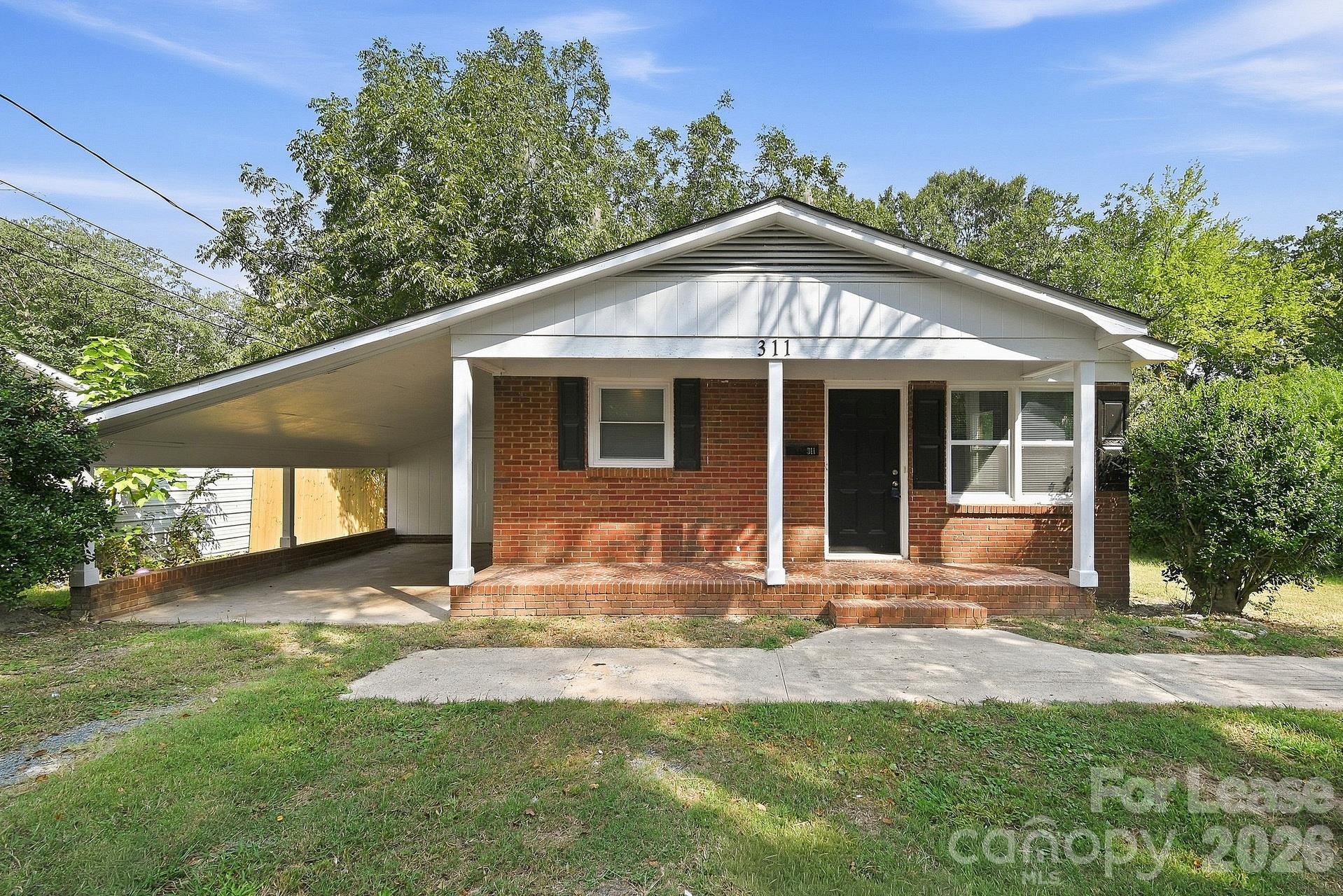 311 E Morrow Avenue Property Photo 1
