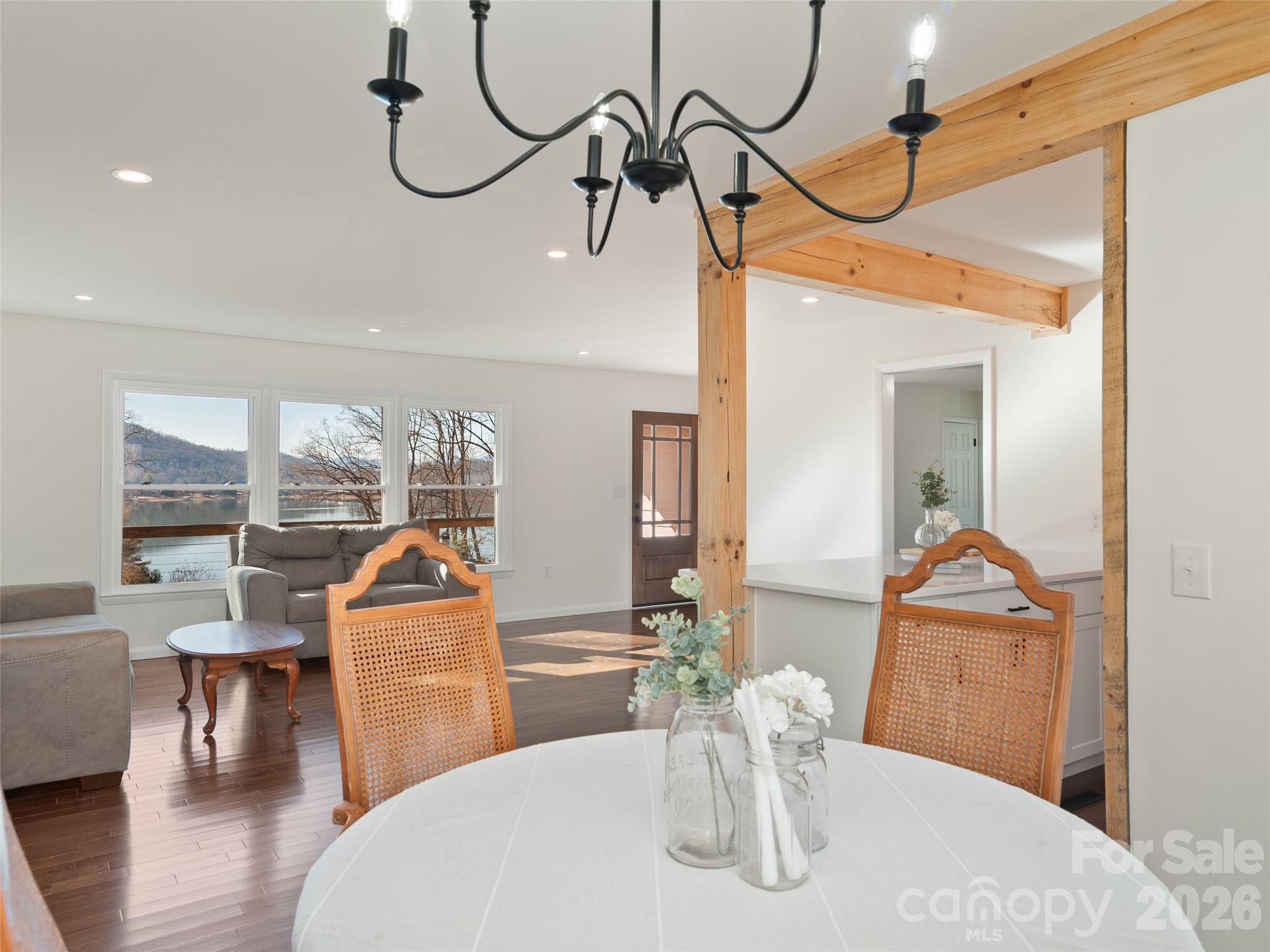 128 Cardinal Lane Property Photo 15