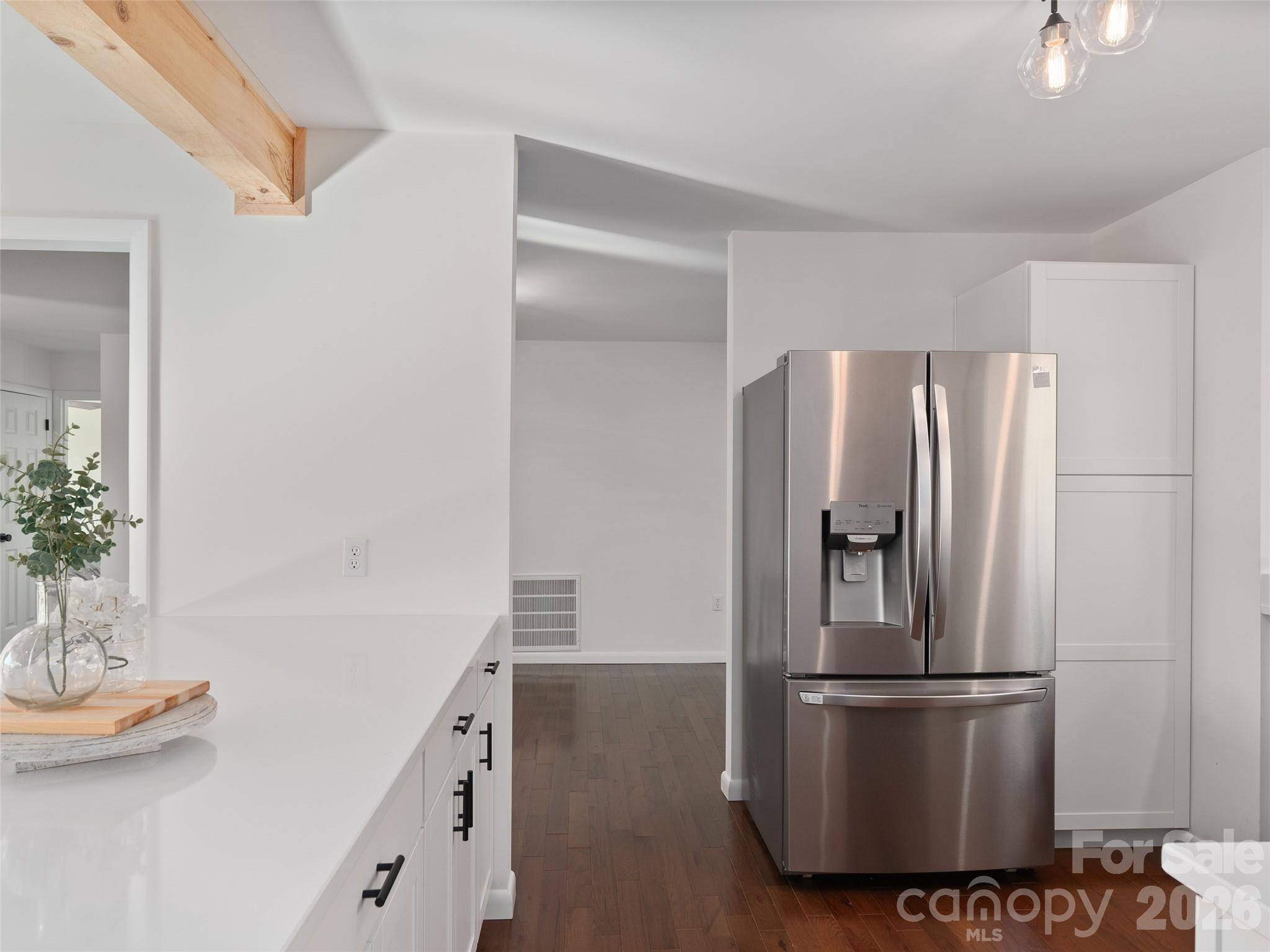 128 Cardinal Lane Property Photo 19