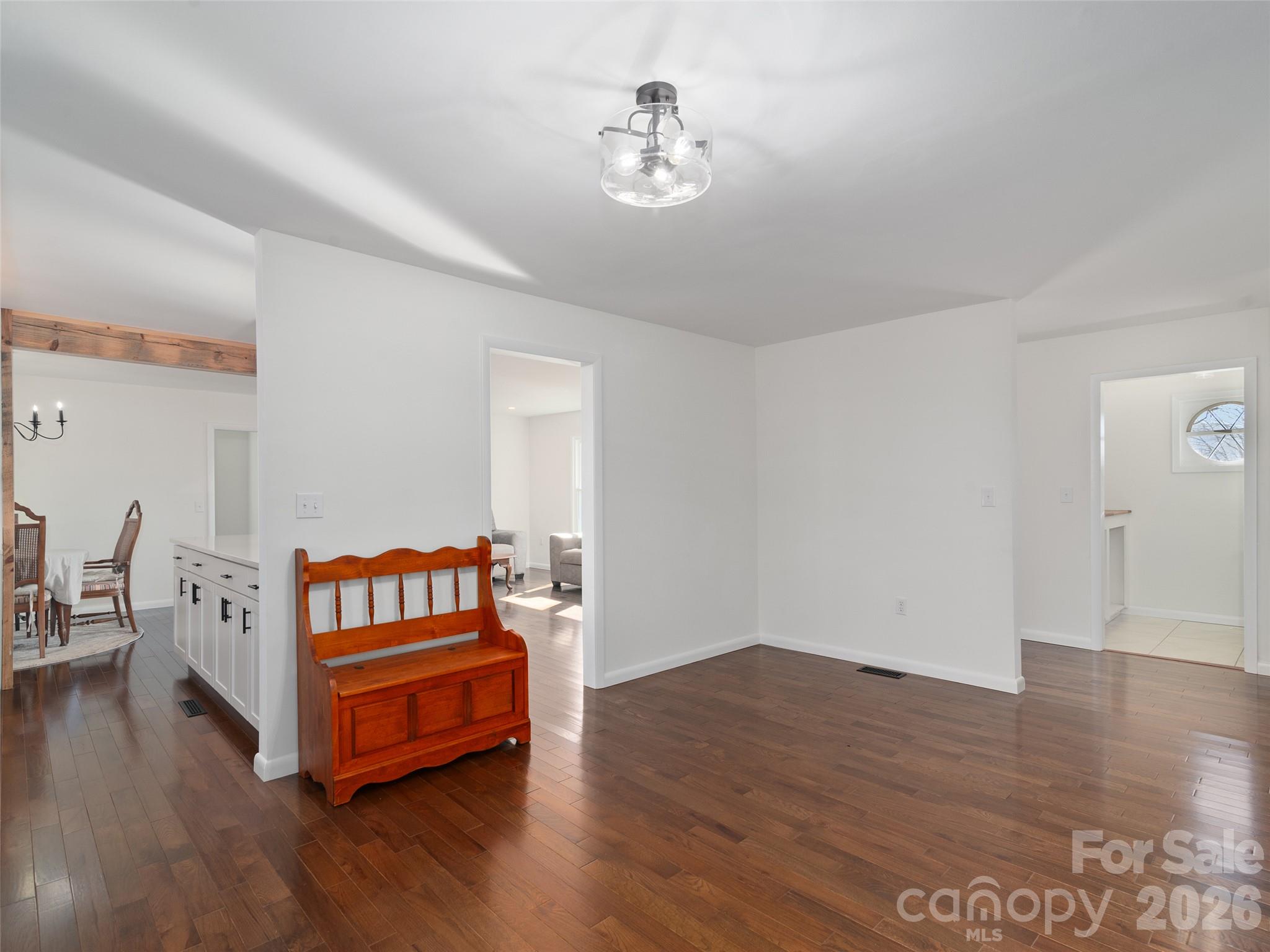 128 Cardinal Lane Property Photo 23