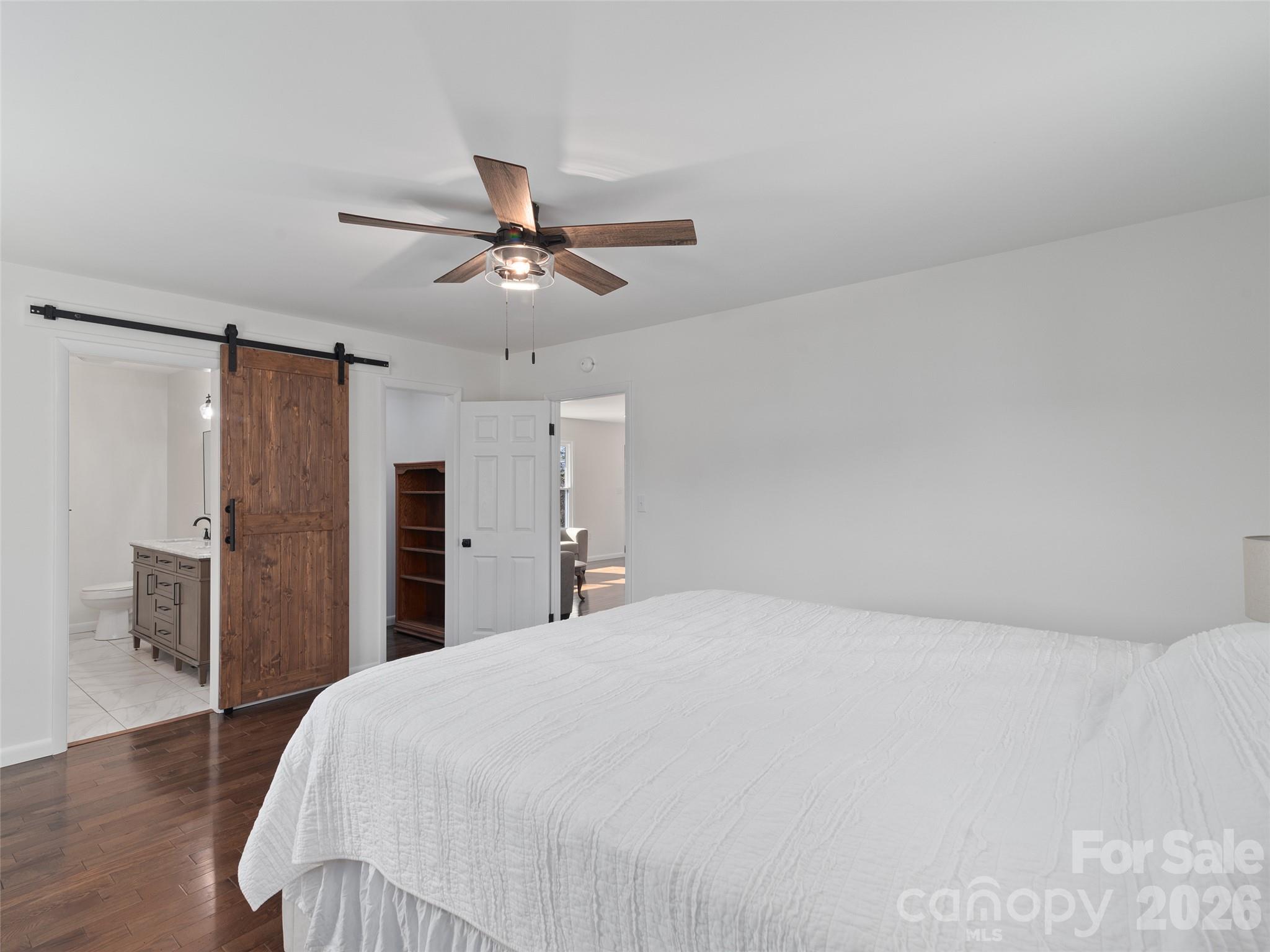 128 Cardinal Lane Property Photo 26