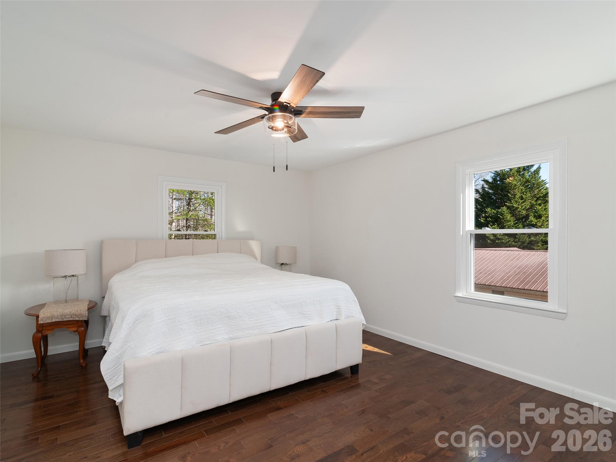 128 Cardinal Lane Property Photo 27