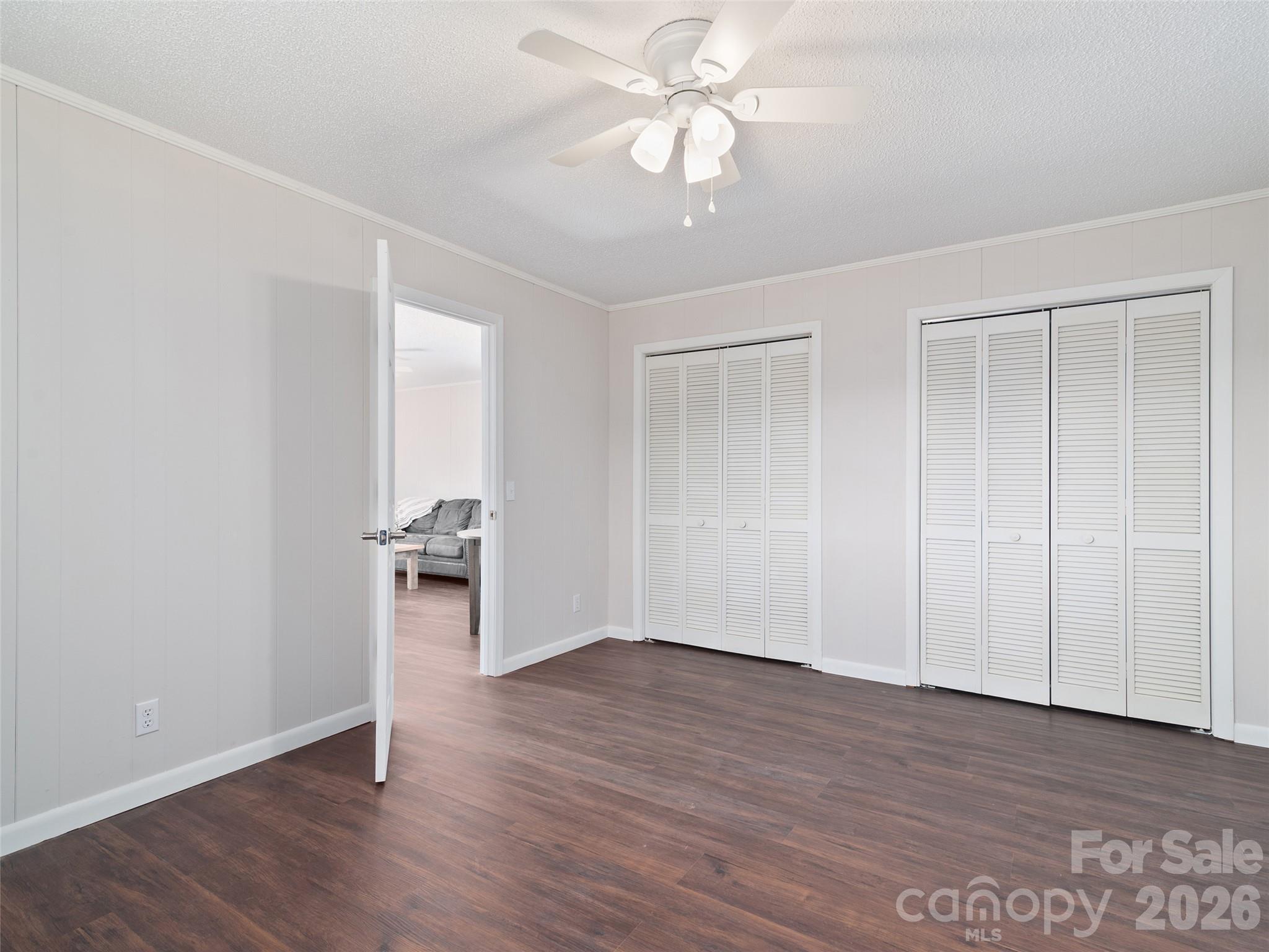 128 Cardinal Lane Property Photo 45
