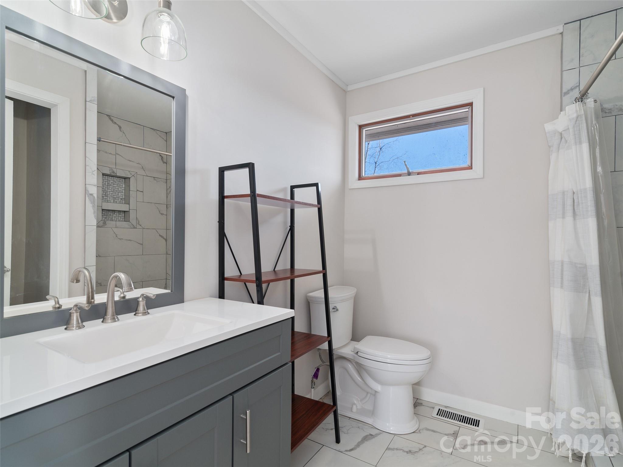 128 Cardinal Lane Property Photo 46