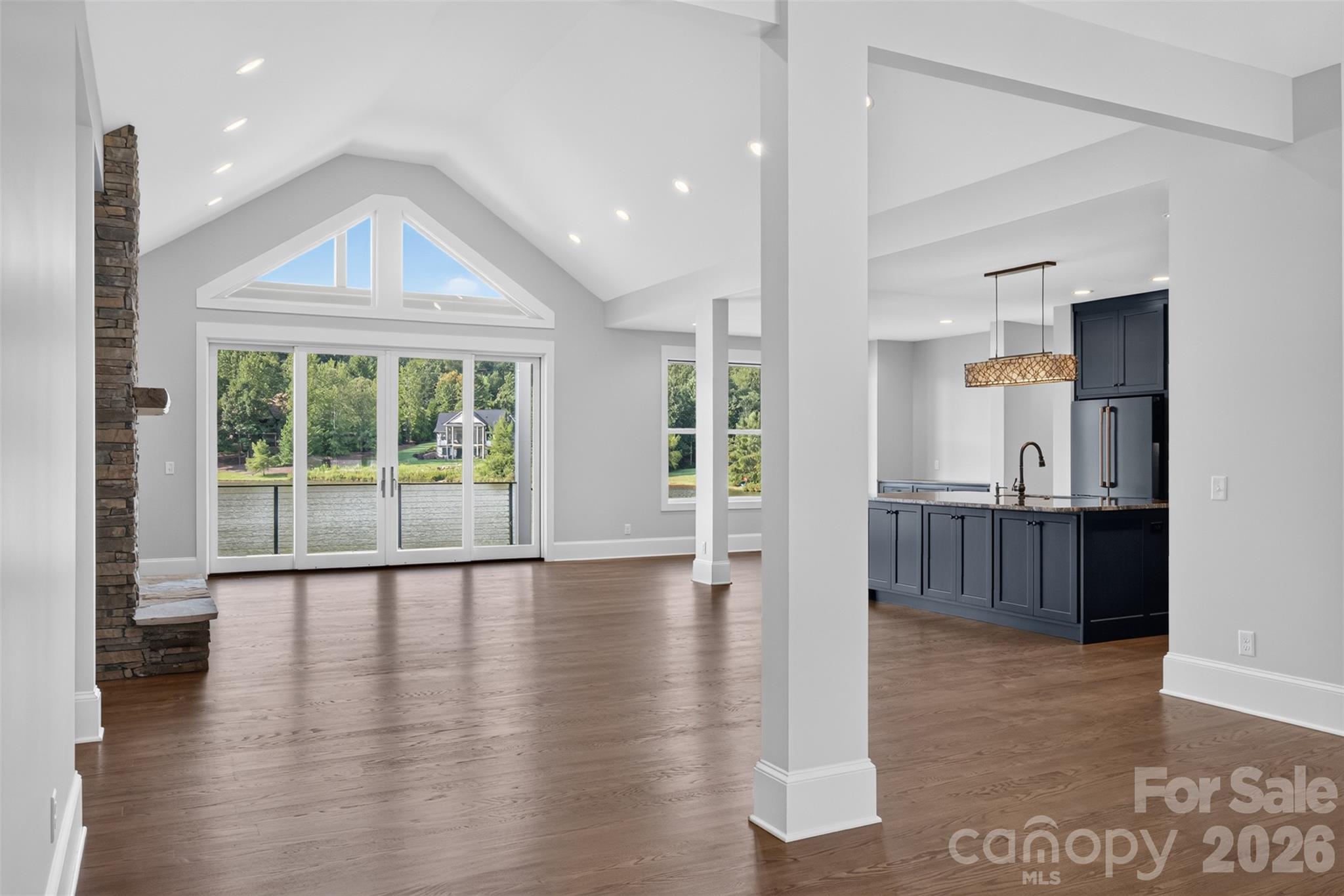 966 Mapleton Lane 14 Property Photo 10