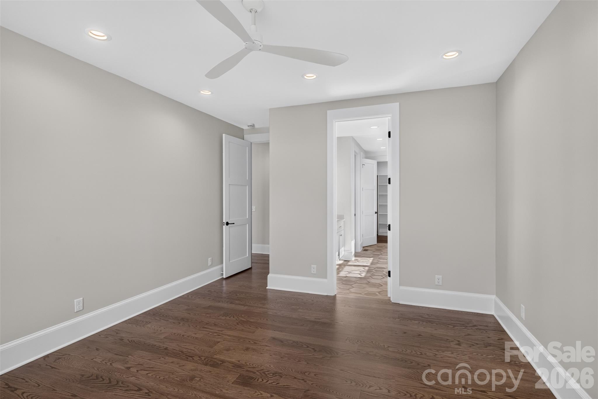 966 Mapleton Lane 14 Property Photo 21