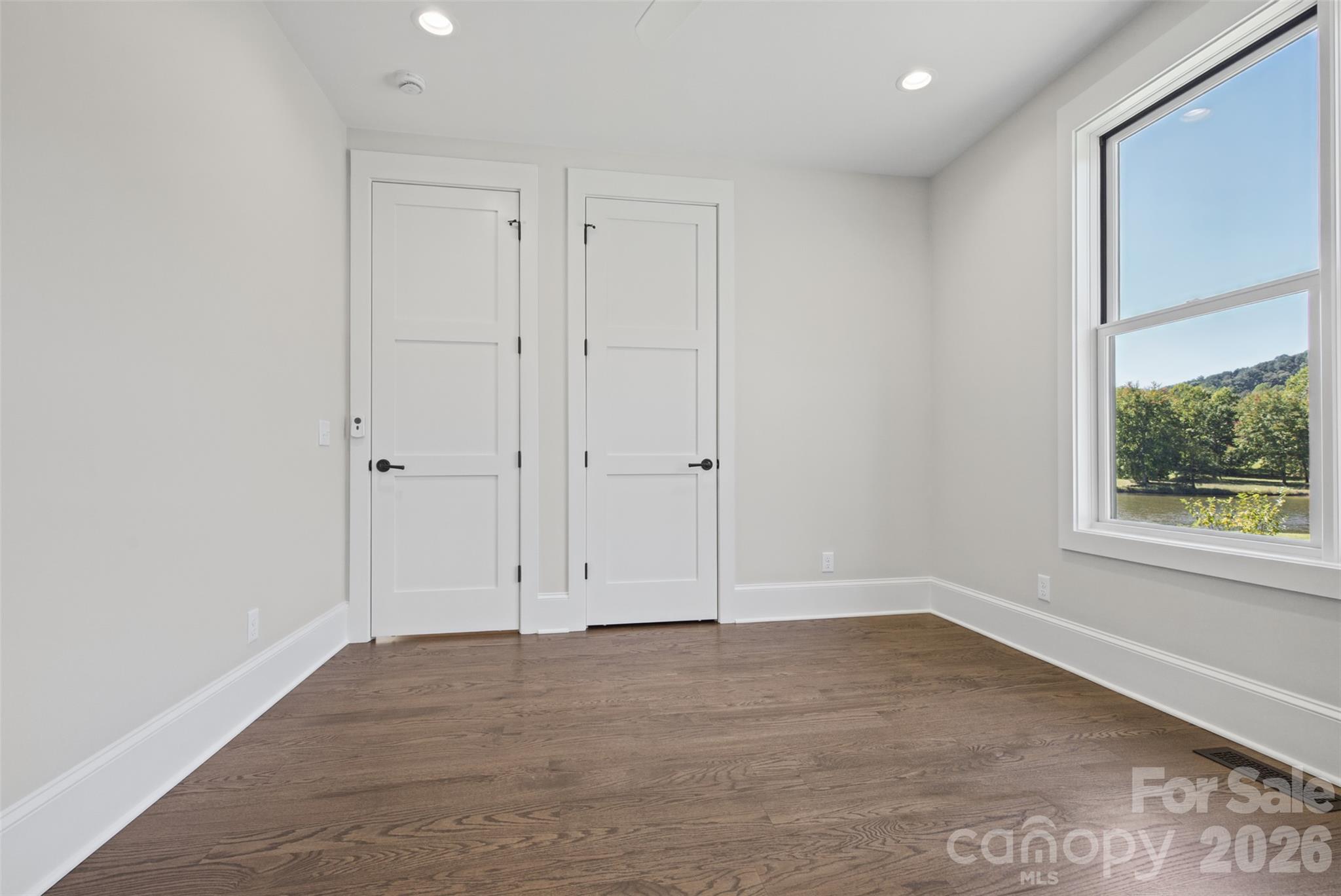 966 Mapleton Lane 14 Property Photo 36