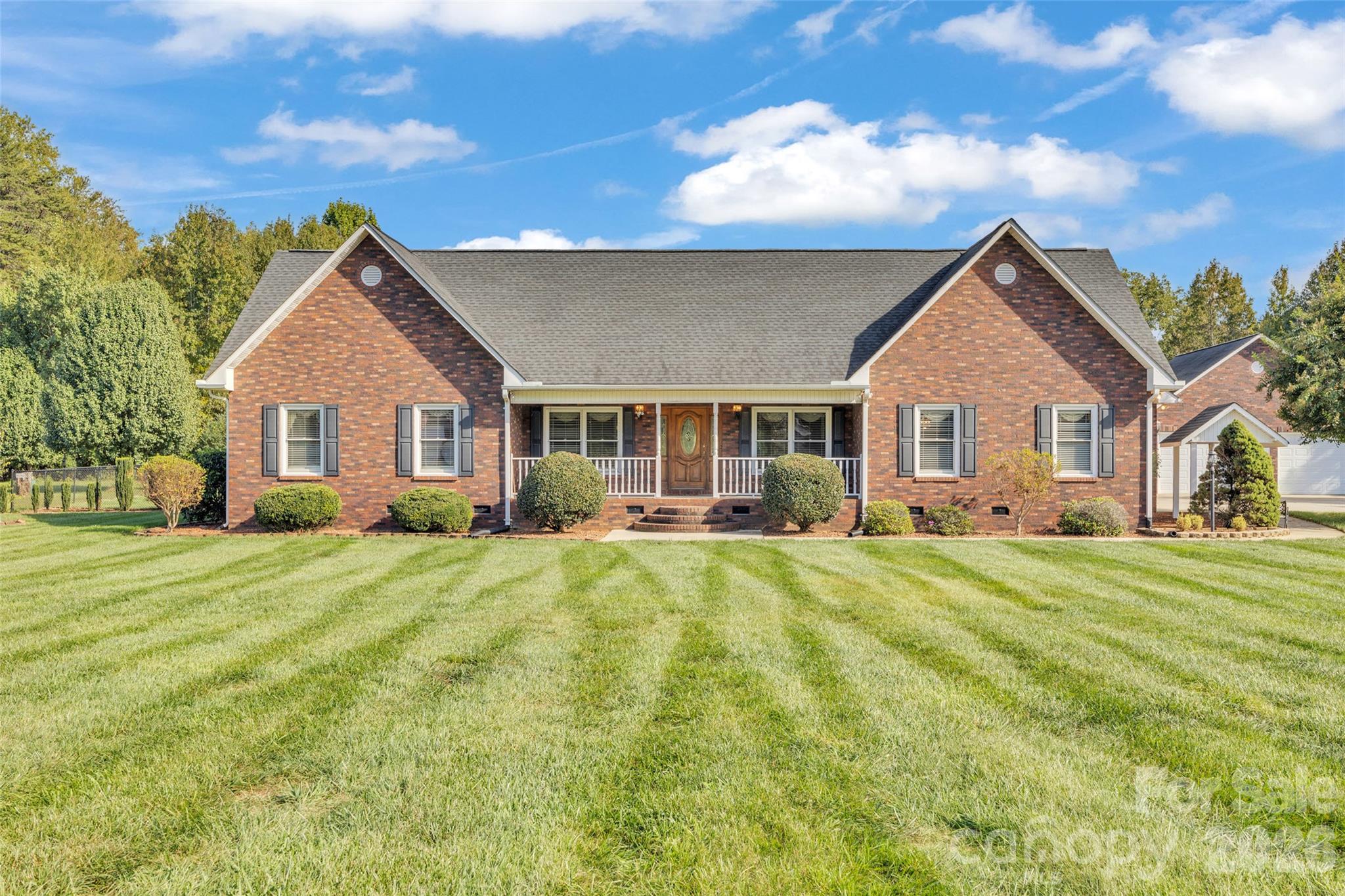 120 Burr Lane Property Photo 1