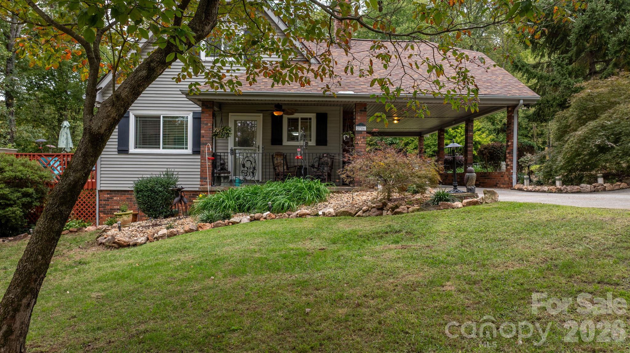 2786 Byrd Road Property Photo 3