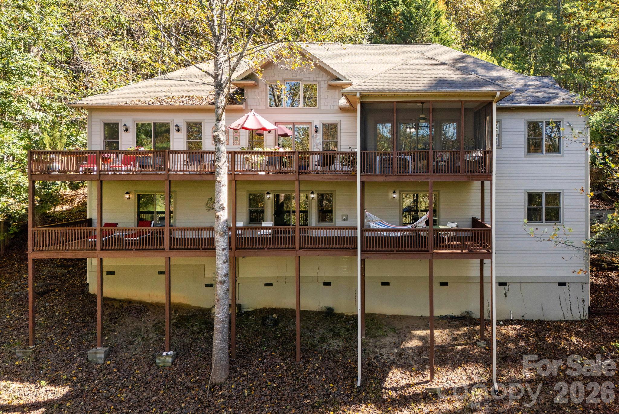 111 Cub Run Property Photo 2