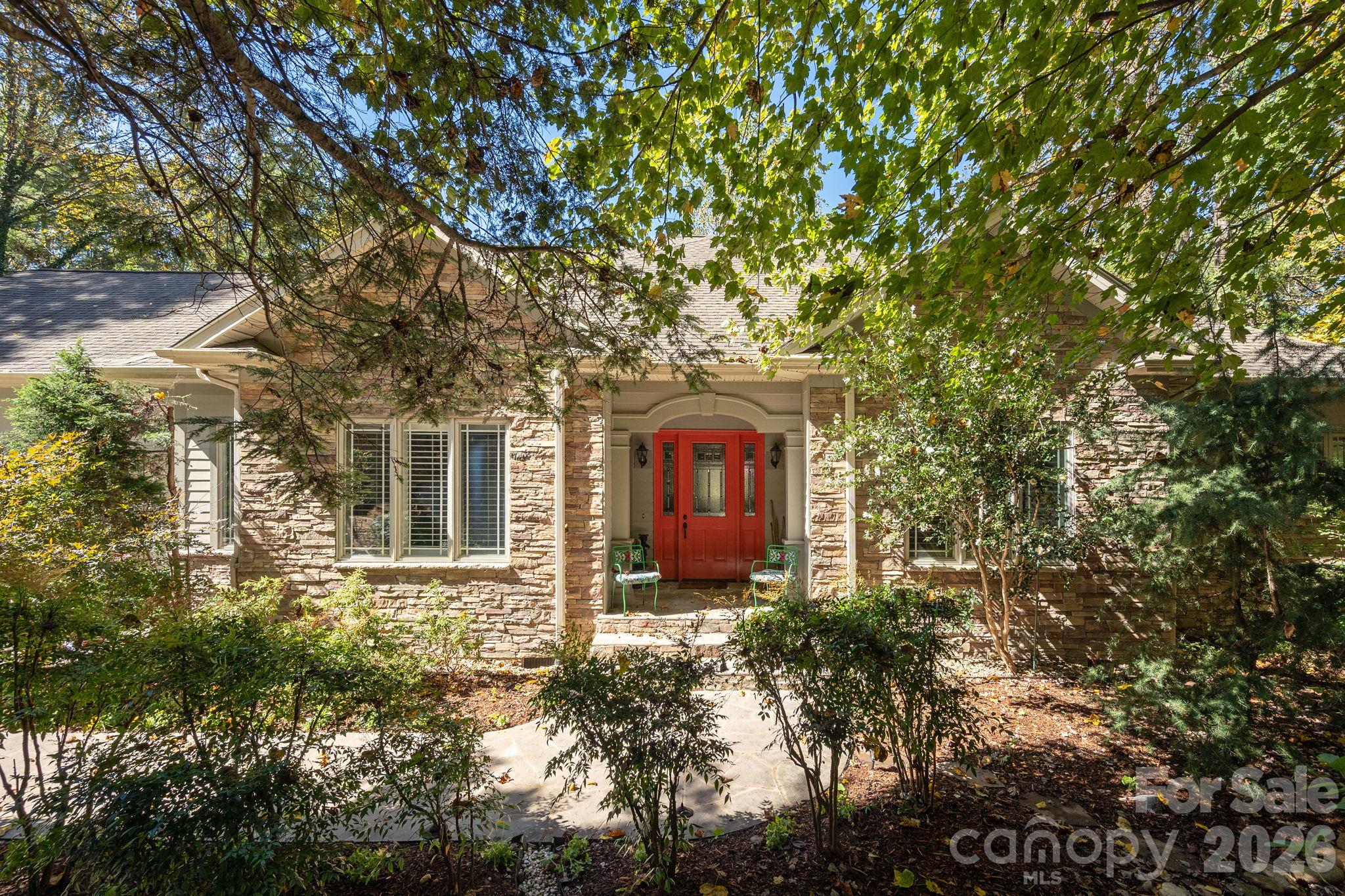 111 Cub Run Property Photo 4