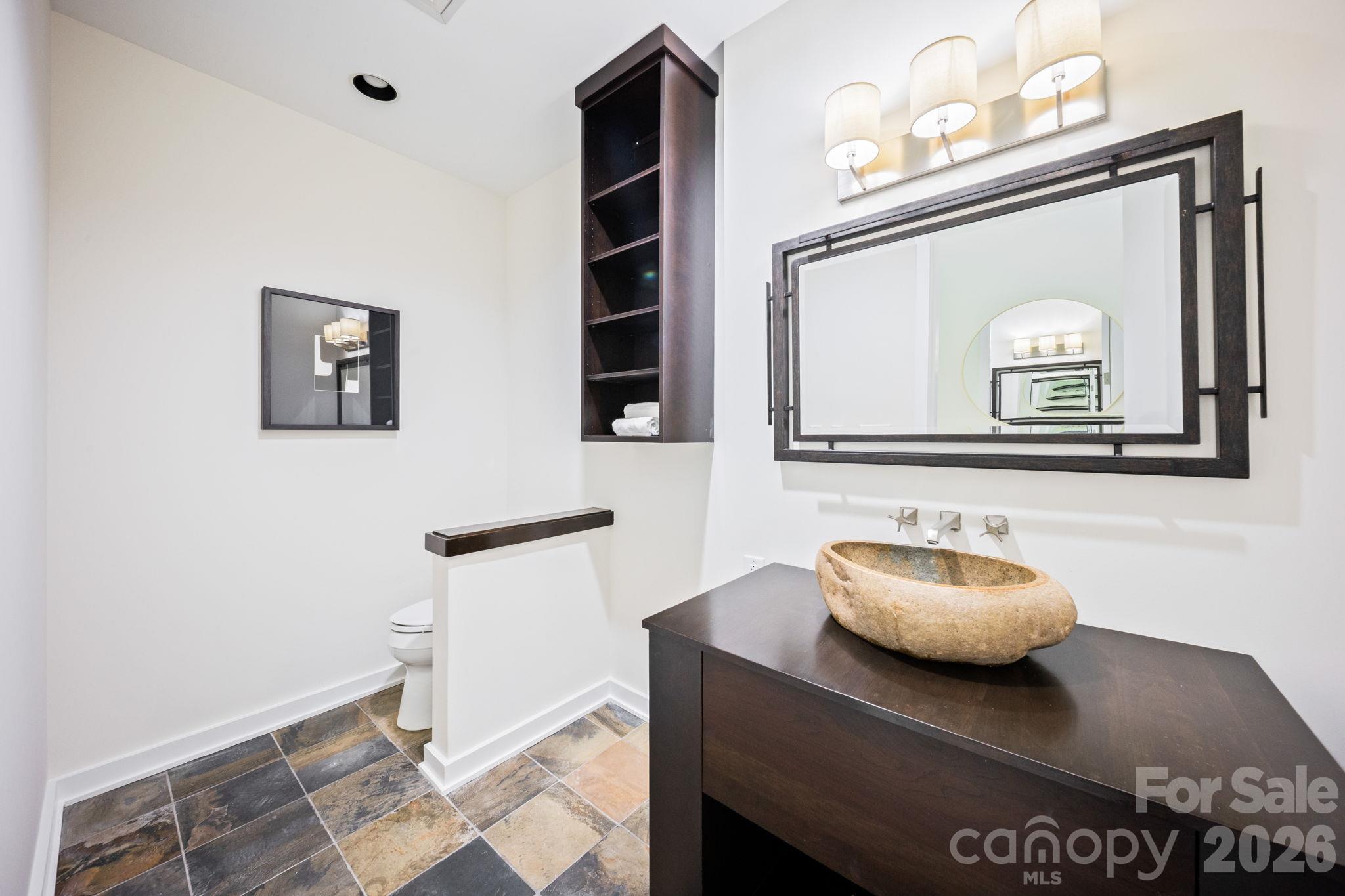 139 Tryon Street Property Photo 10