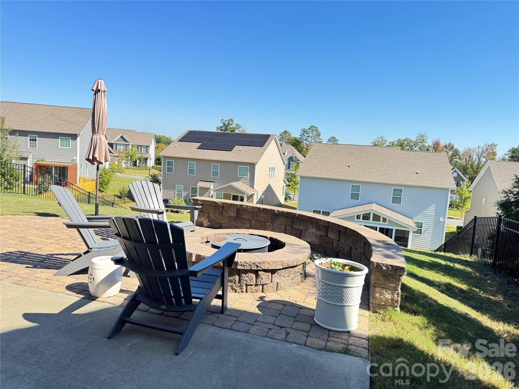 1486 Coffeetree Drive Property Photo 2