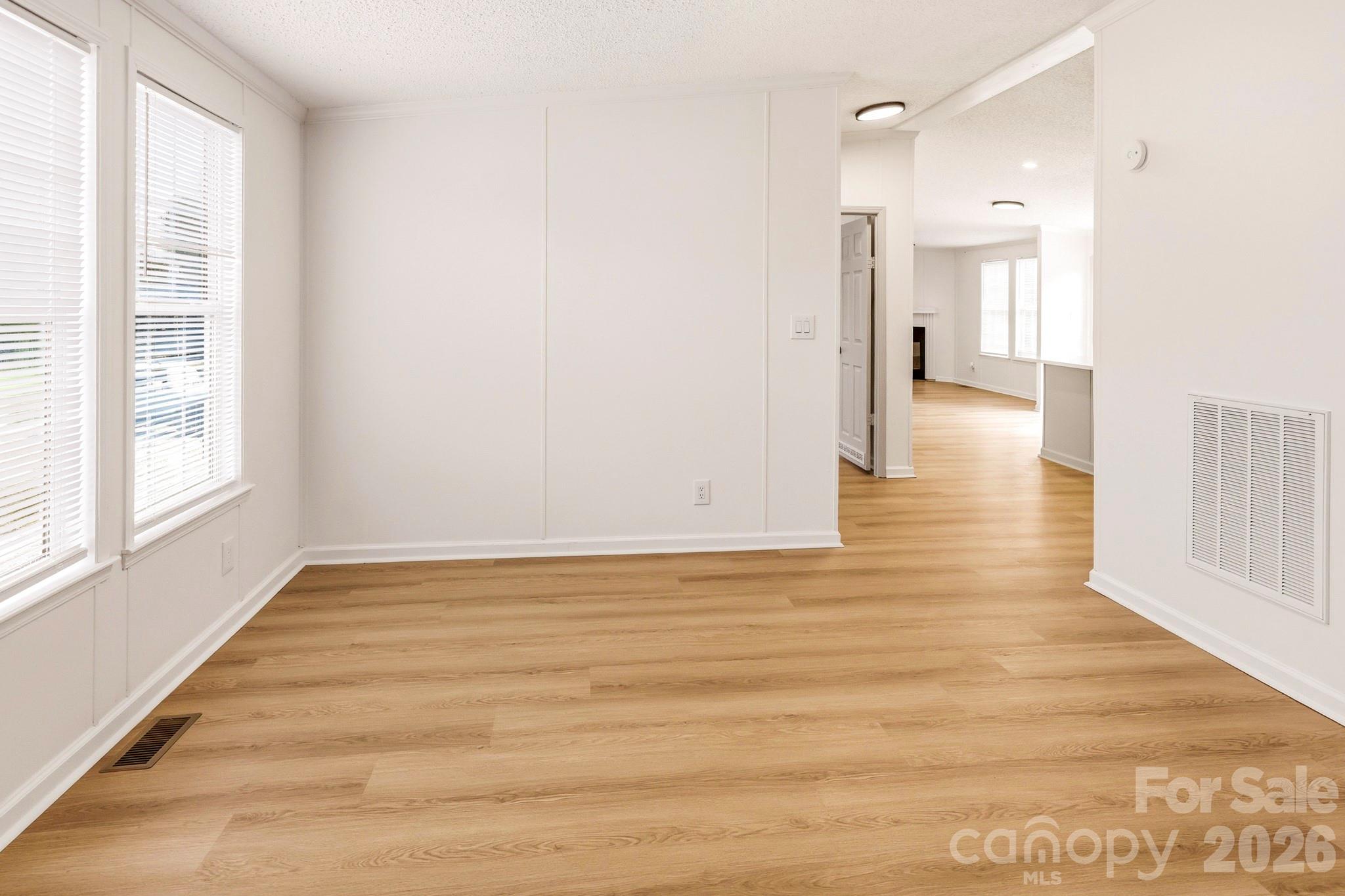 2909 Wood Road Property Photo 11