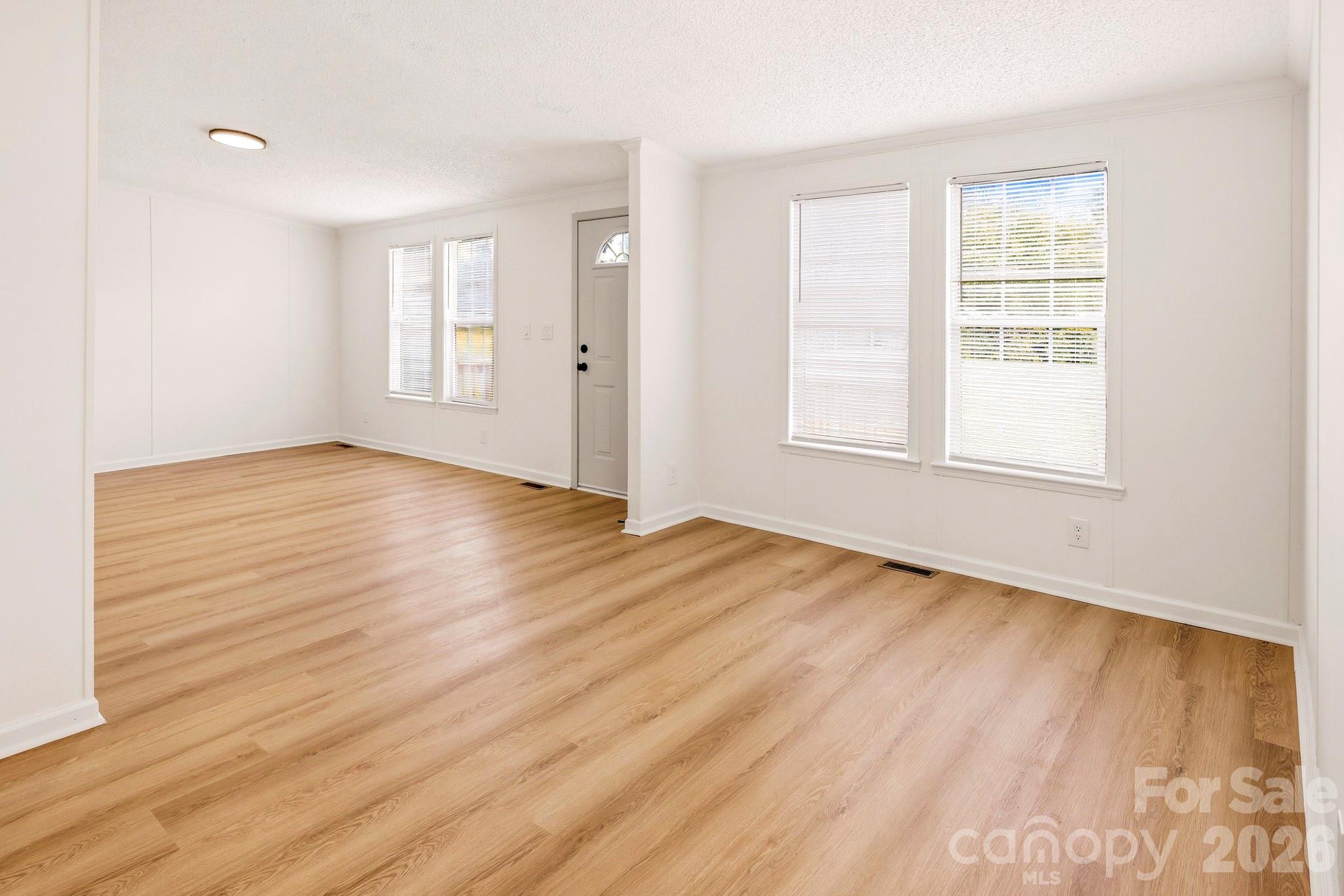 2909 Wood Road Property Photo 13