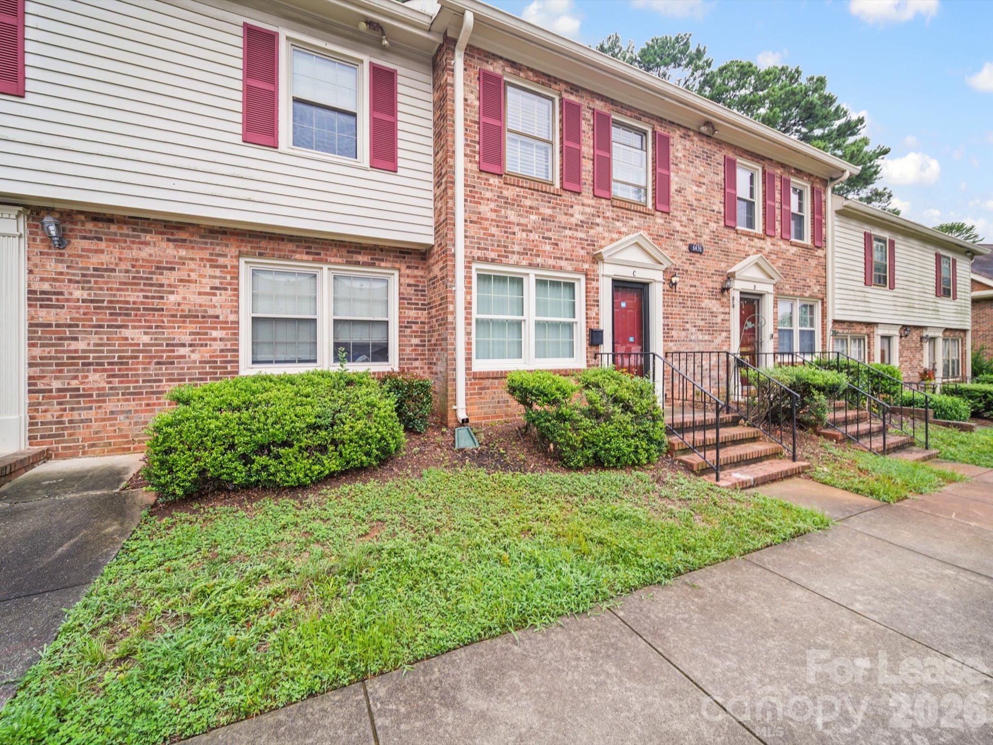 6436 Old Pineville Road C Property Photo 3