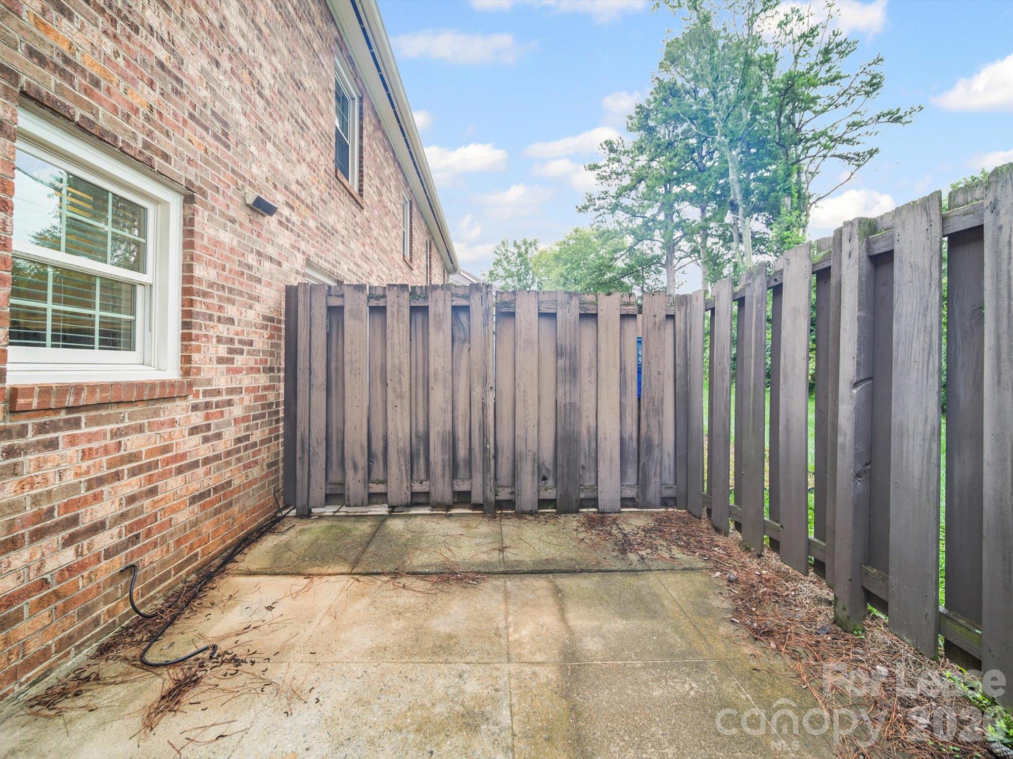 6436 Old Pineville Road C Property Photo 25