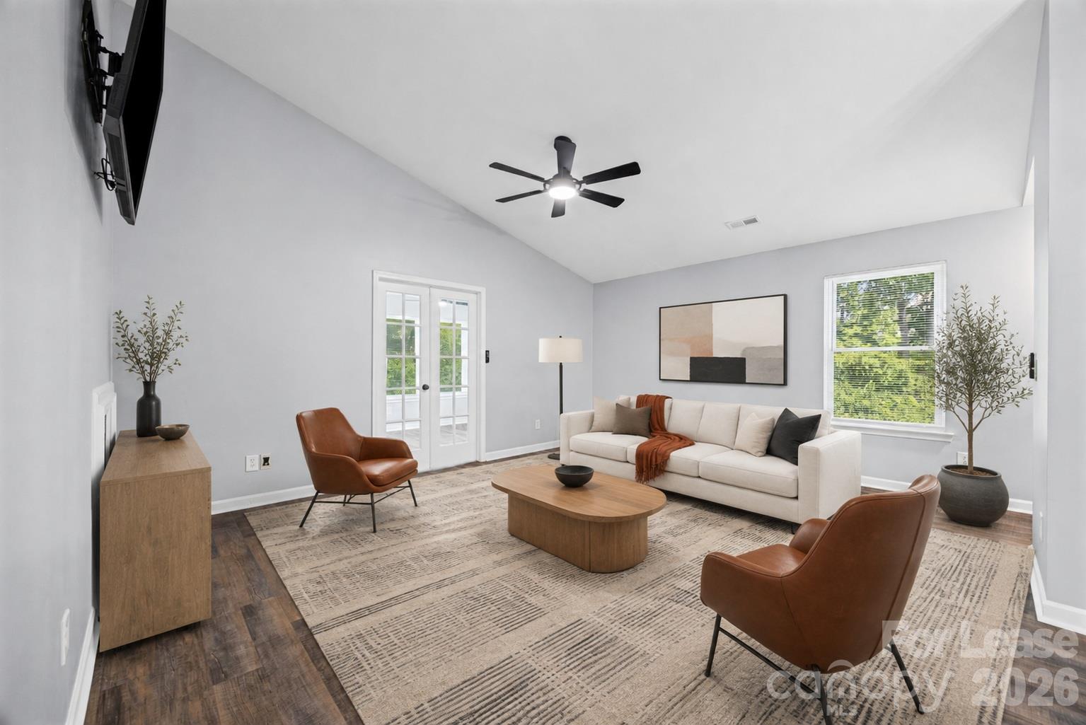 8119 Tremaine Court Unit E Property Photo 9