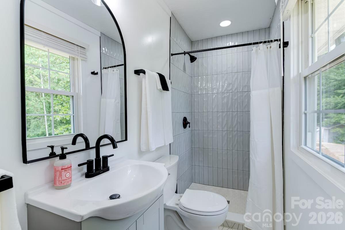 12,20,28,36 Collins Mountain Drive Property Photo 13