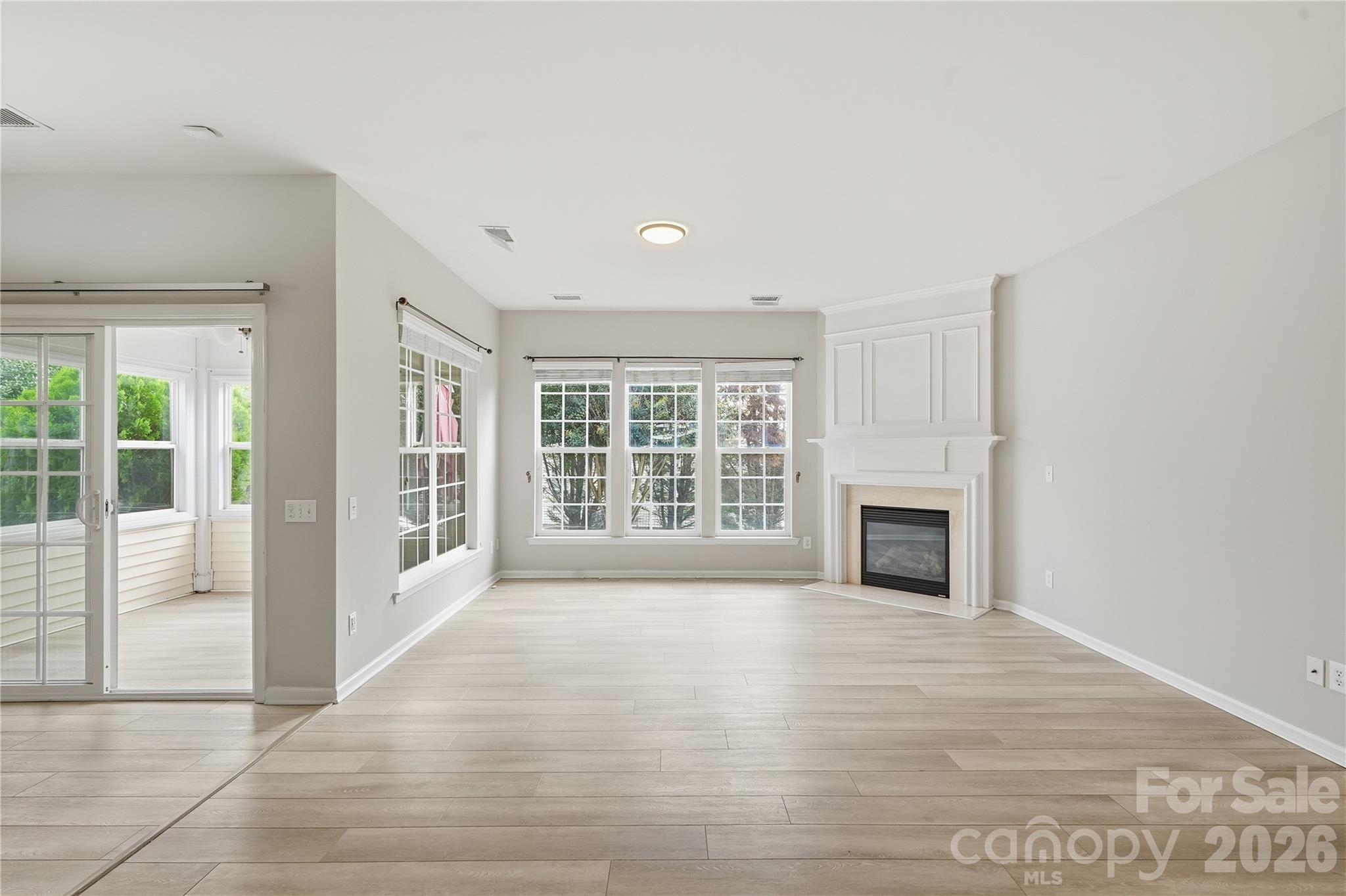 12409 Bobhouse Drive Property Photo 4