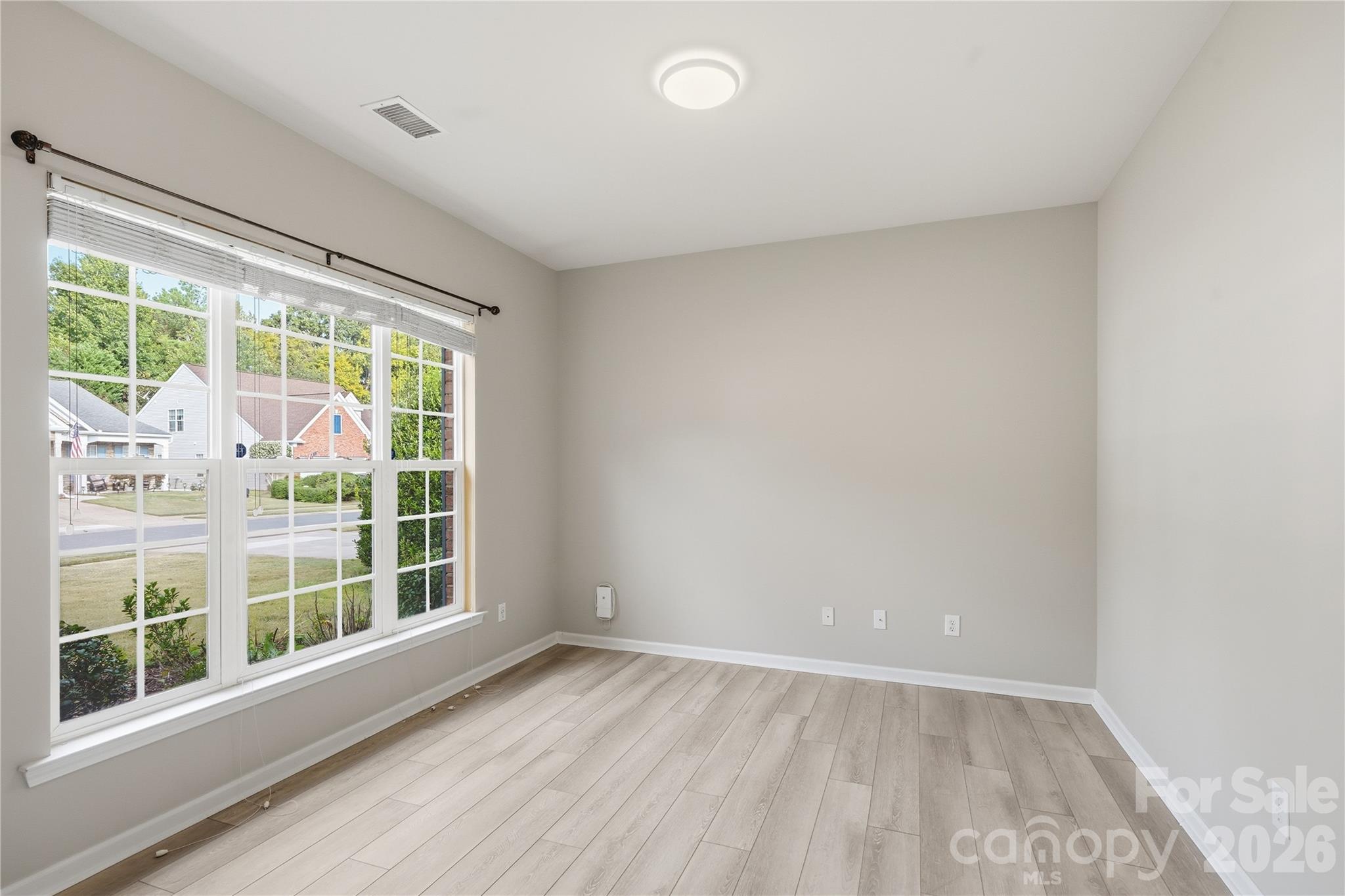 12409 Bobhouse Drive Property Photo 10
