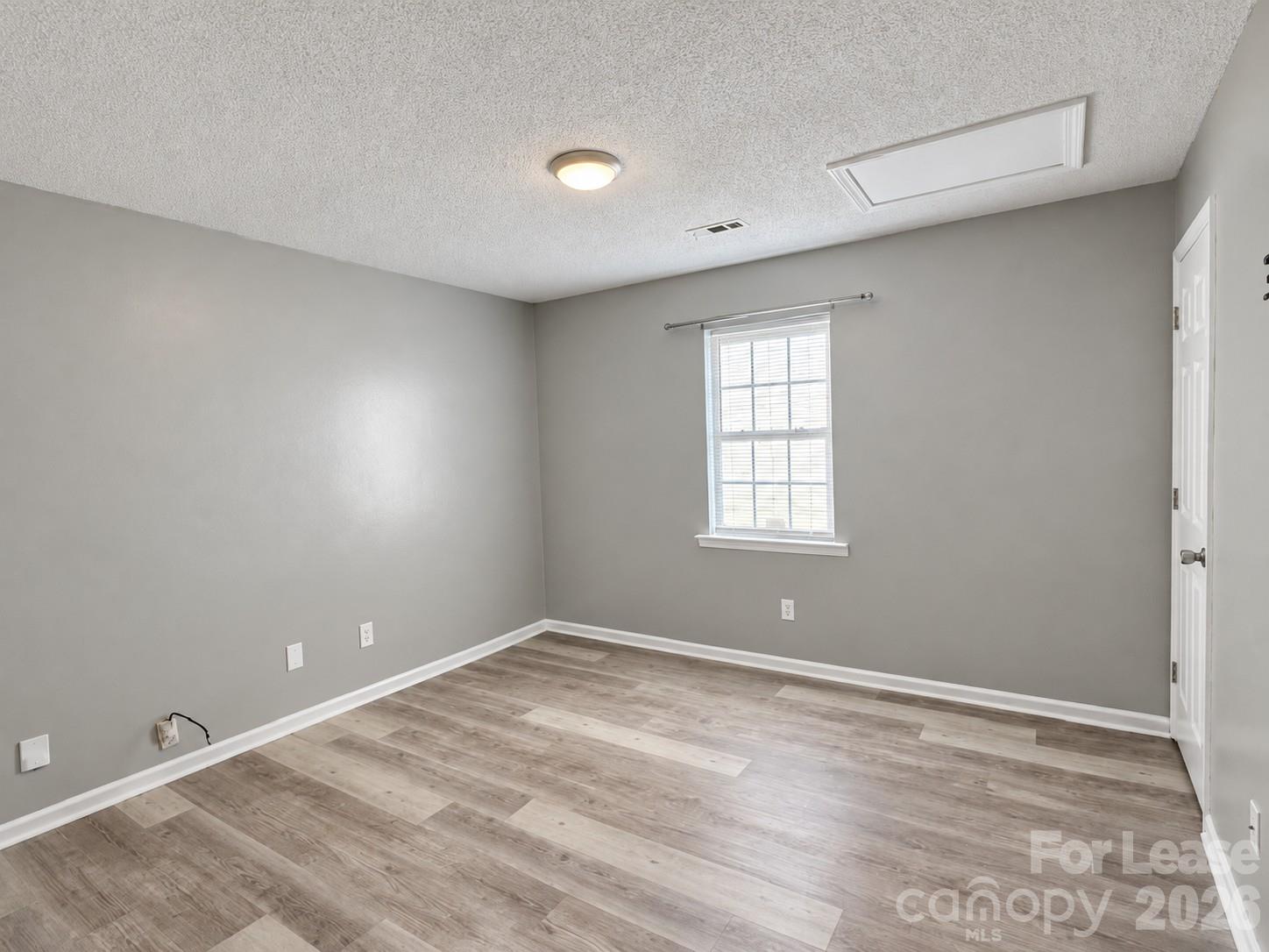 1302 Eagles Landing Drive Property Photo 10