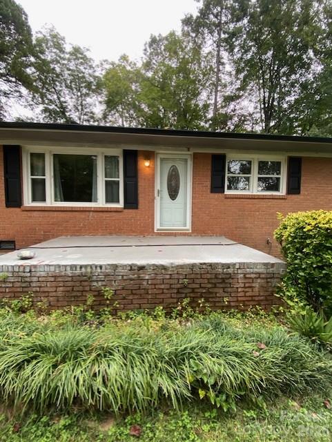 928 Blacksnake Road Property Photo 3