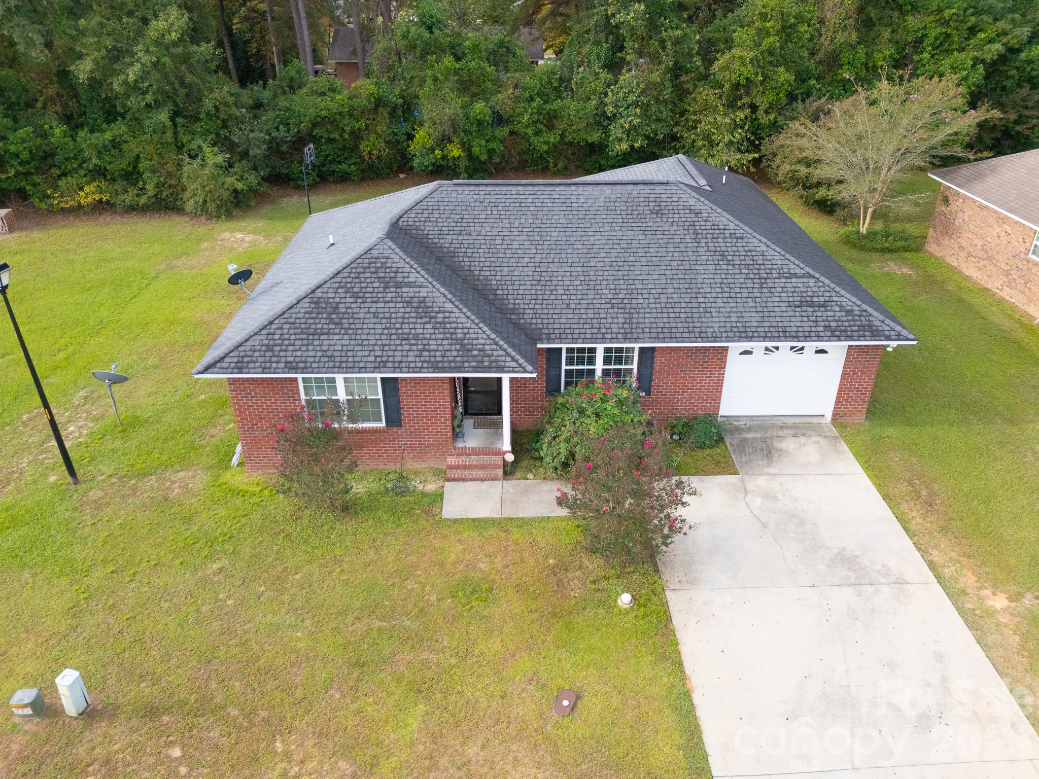 214 Andrew Drive 34 Property Photo 1