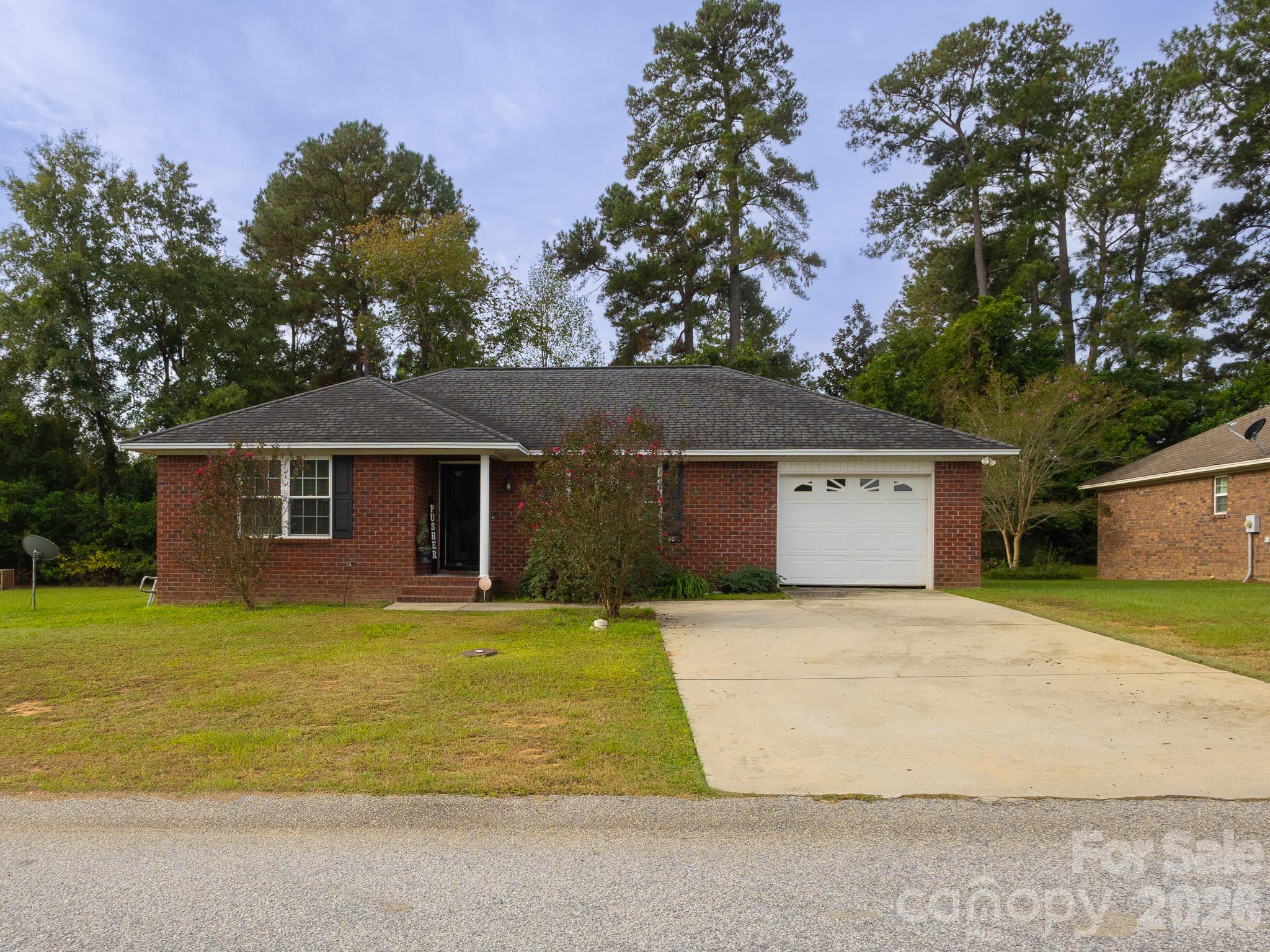 214 Andrew Drive 34 Property Photo 2