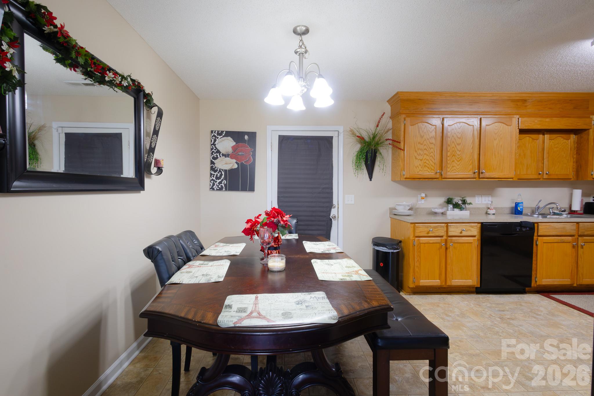 214 Andrew Drive 34 Property Photo 10