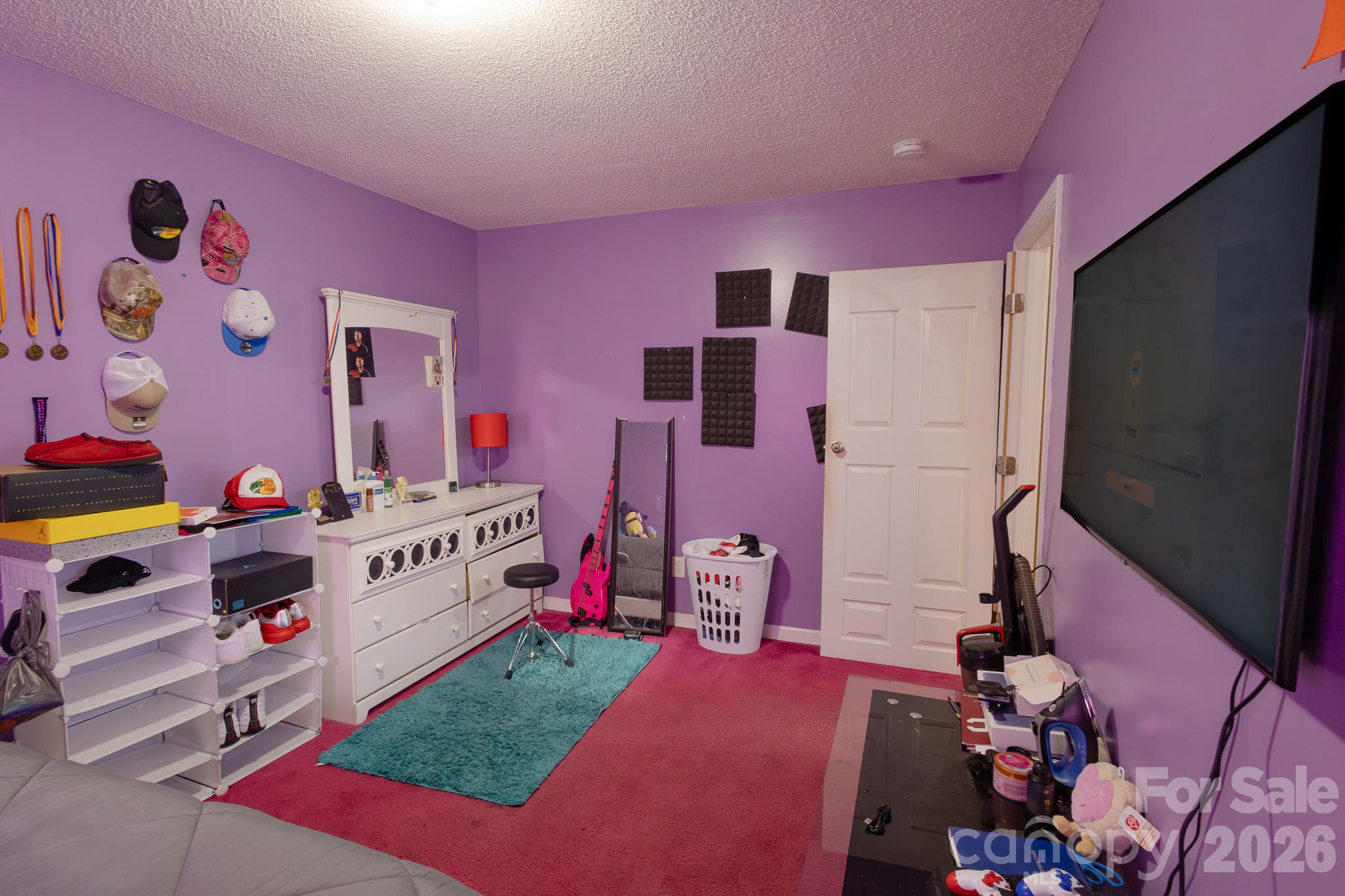 214 Andrew Drive 34 Property Photo 22