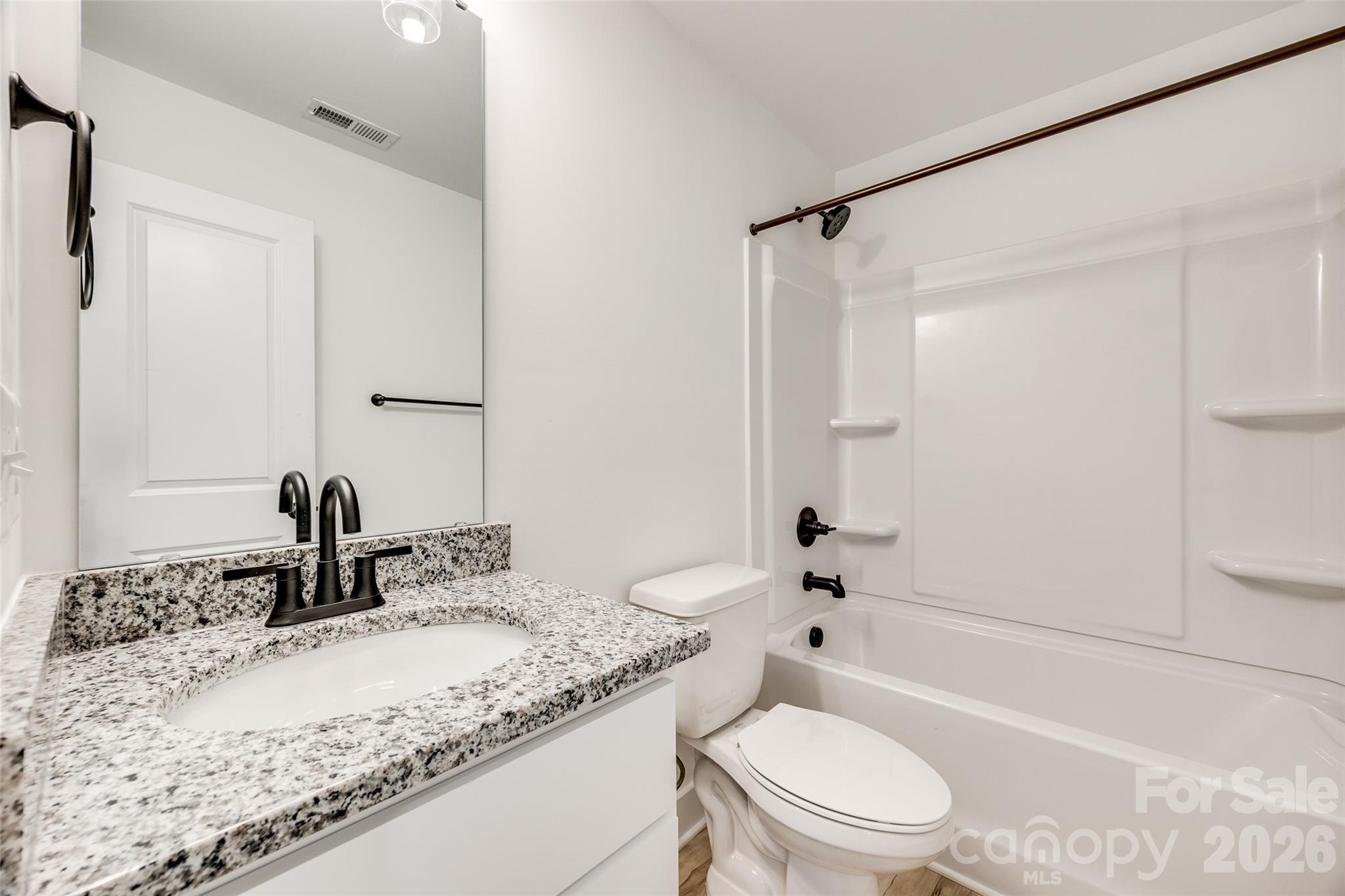 2336 West Boulevard Property Photo 11