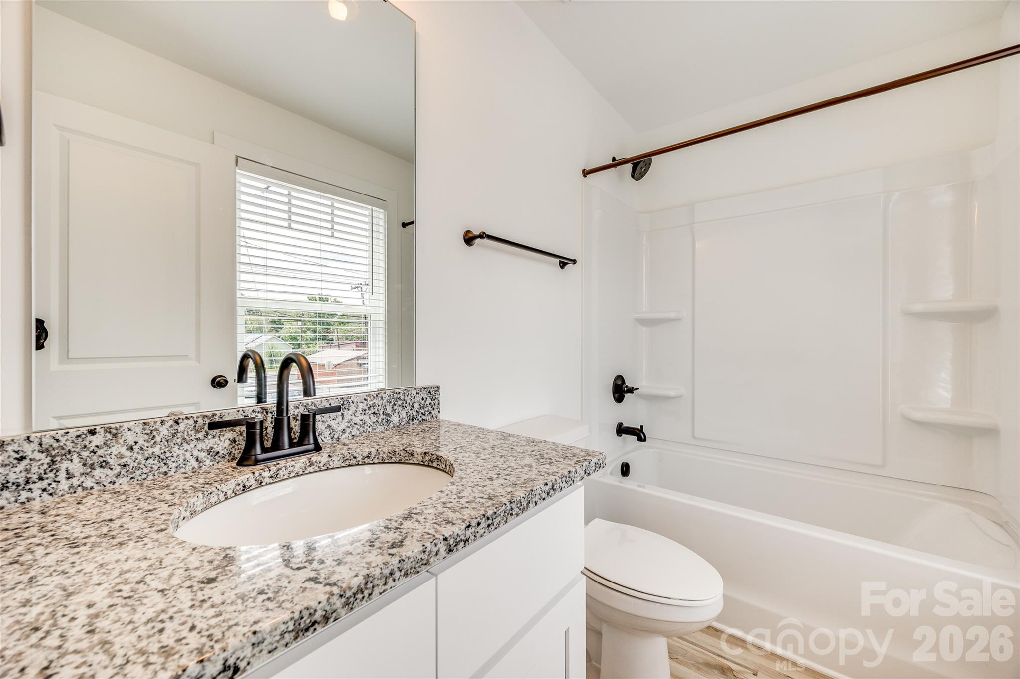 2336 West Boulevard Property Photo 14