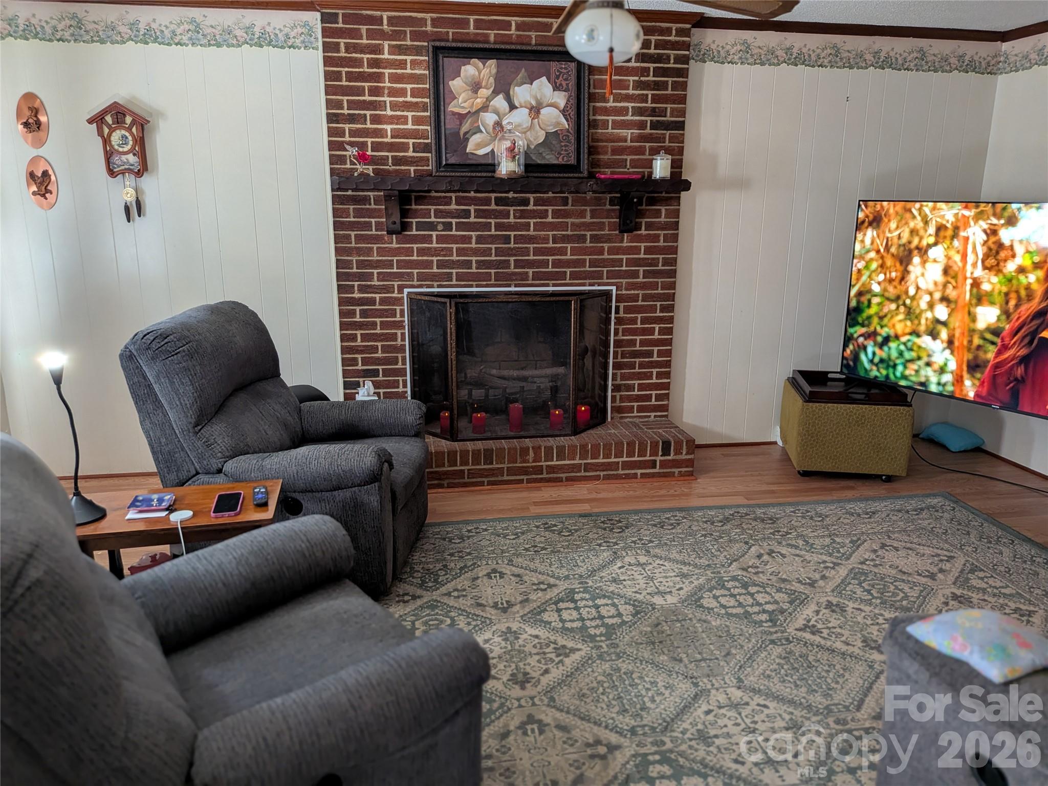 1379 Oakdale Road Property Photo 4