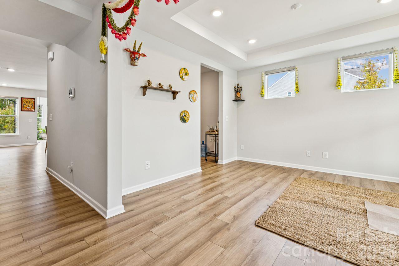 8704 Frank Grier Road Property Photo 4