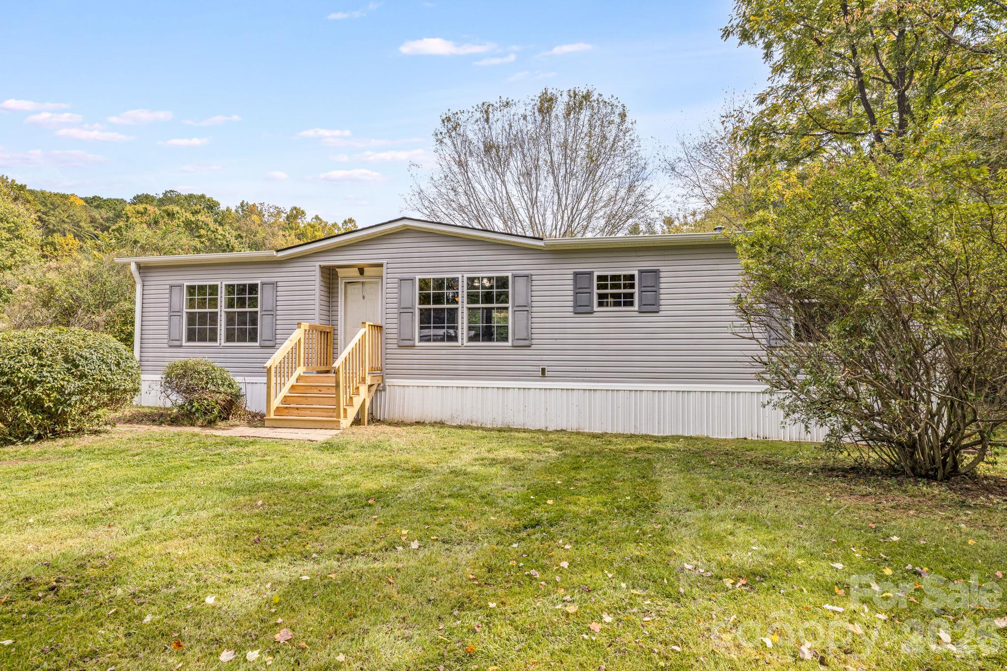 242 Flat Creek Road Property Photo 1