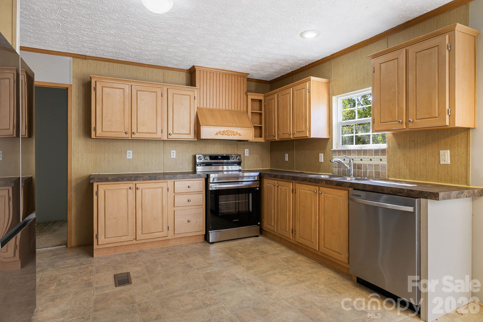242 Flat Creek Road Property Photo 12