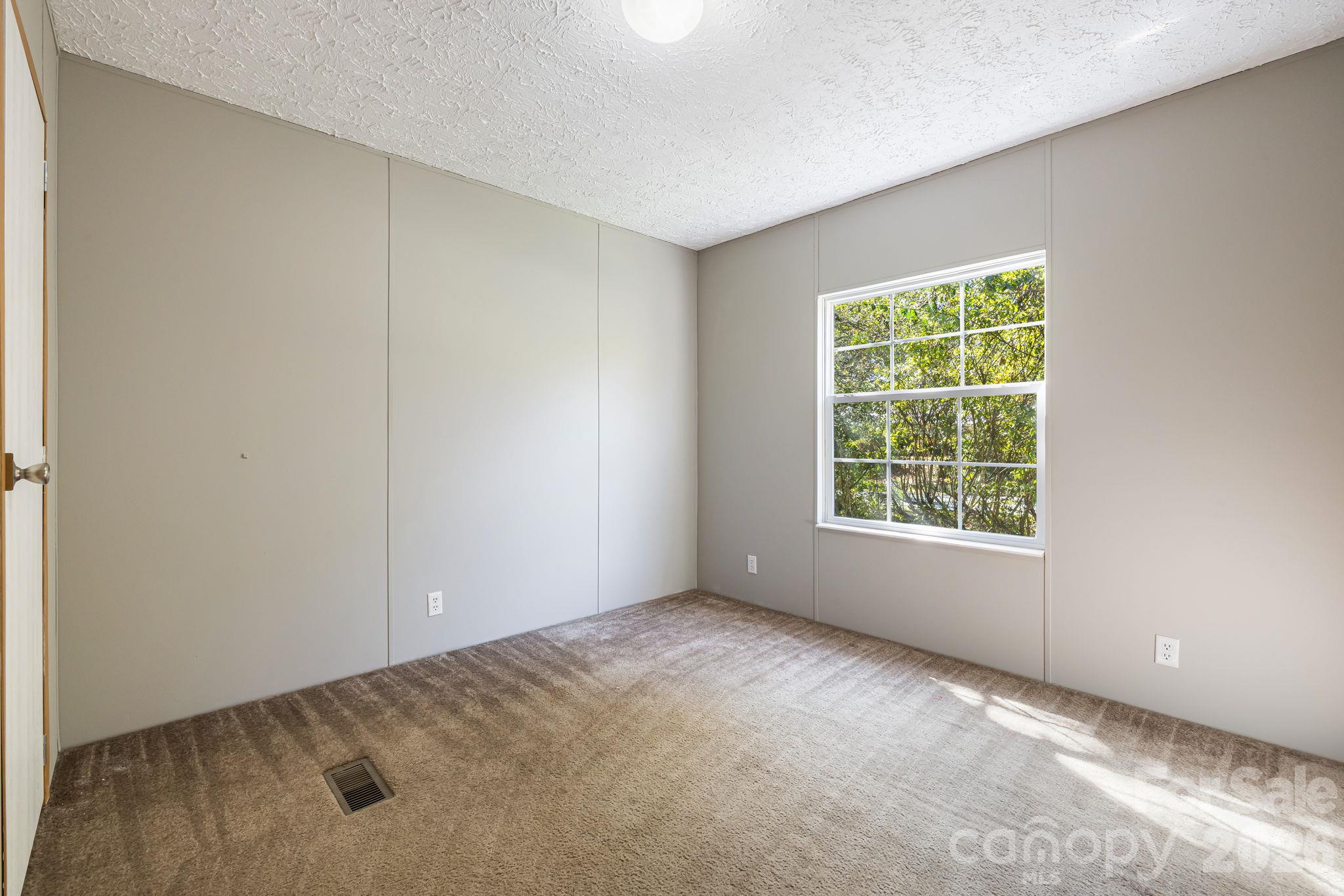 242 Flat Creek Road Property Photo 14
