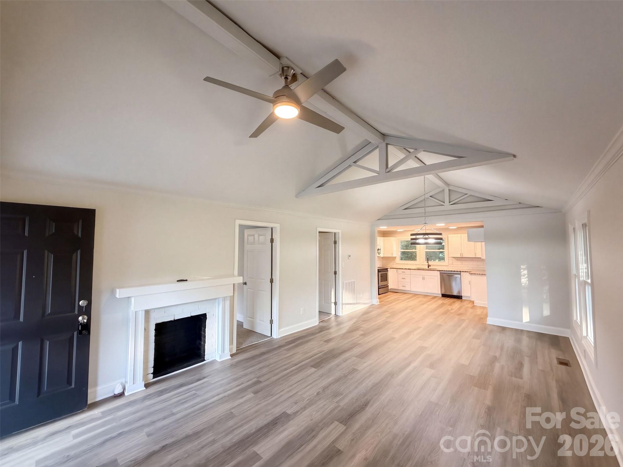 308 Spring Garden Avenue Property Photo 8
