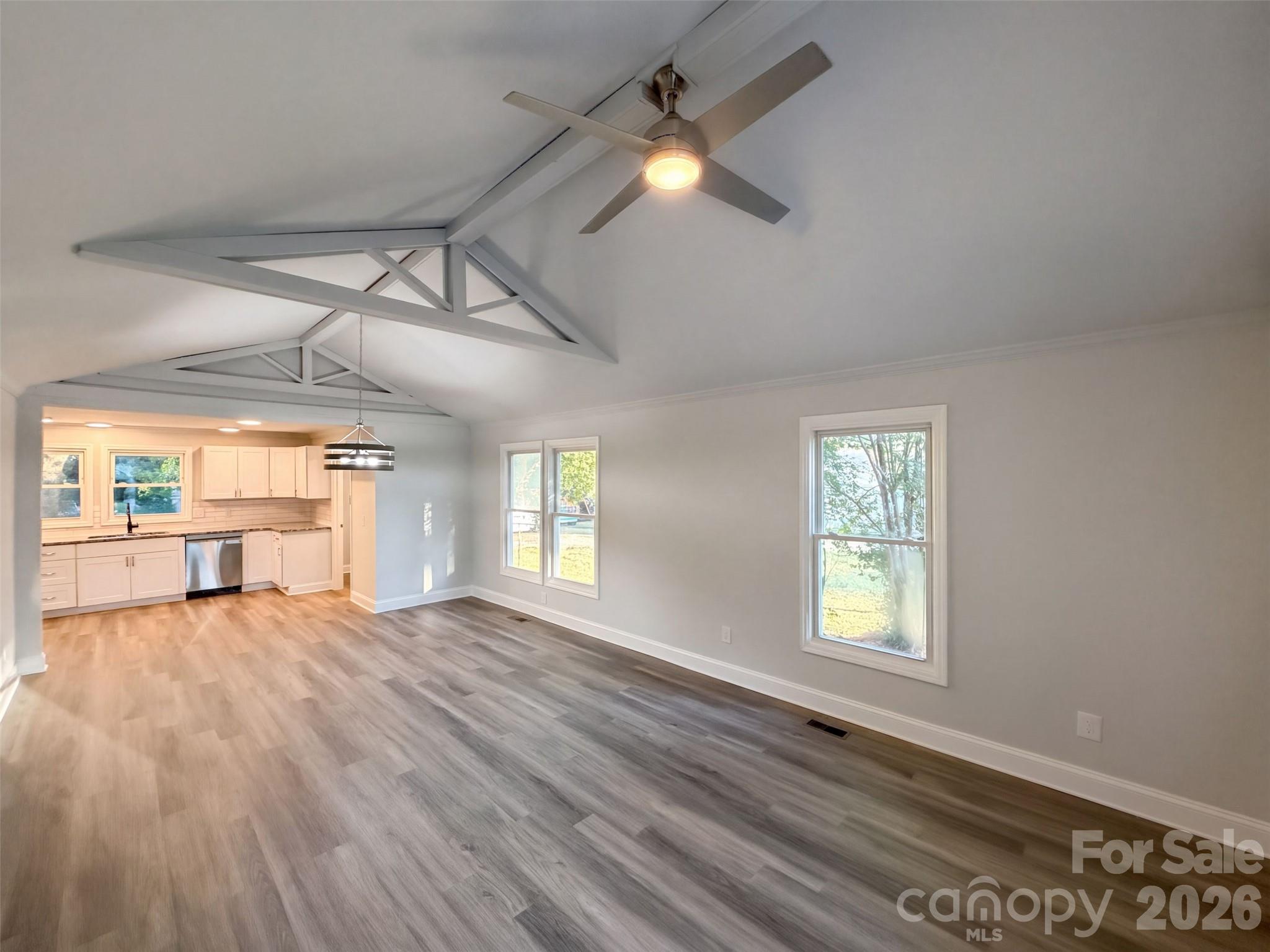 308 Spring Garden Avenue Property Photo 9
