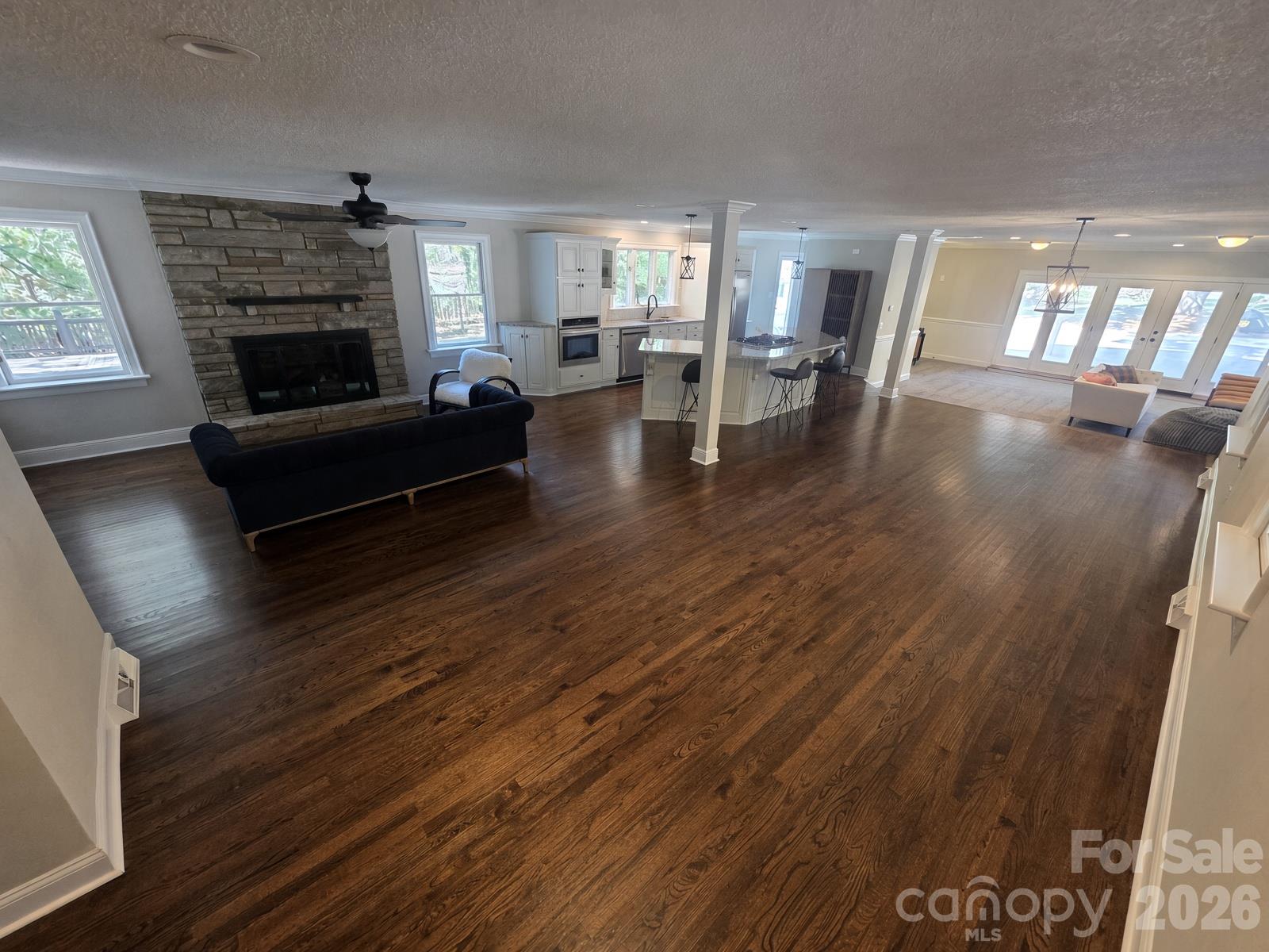 570 Crestside Drive Property Photo 7