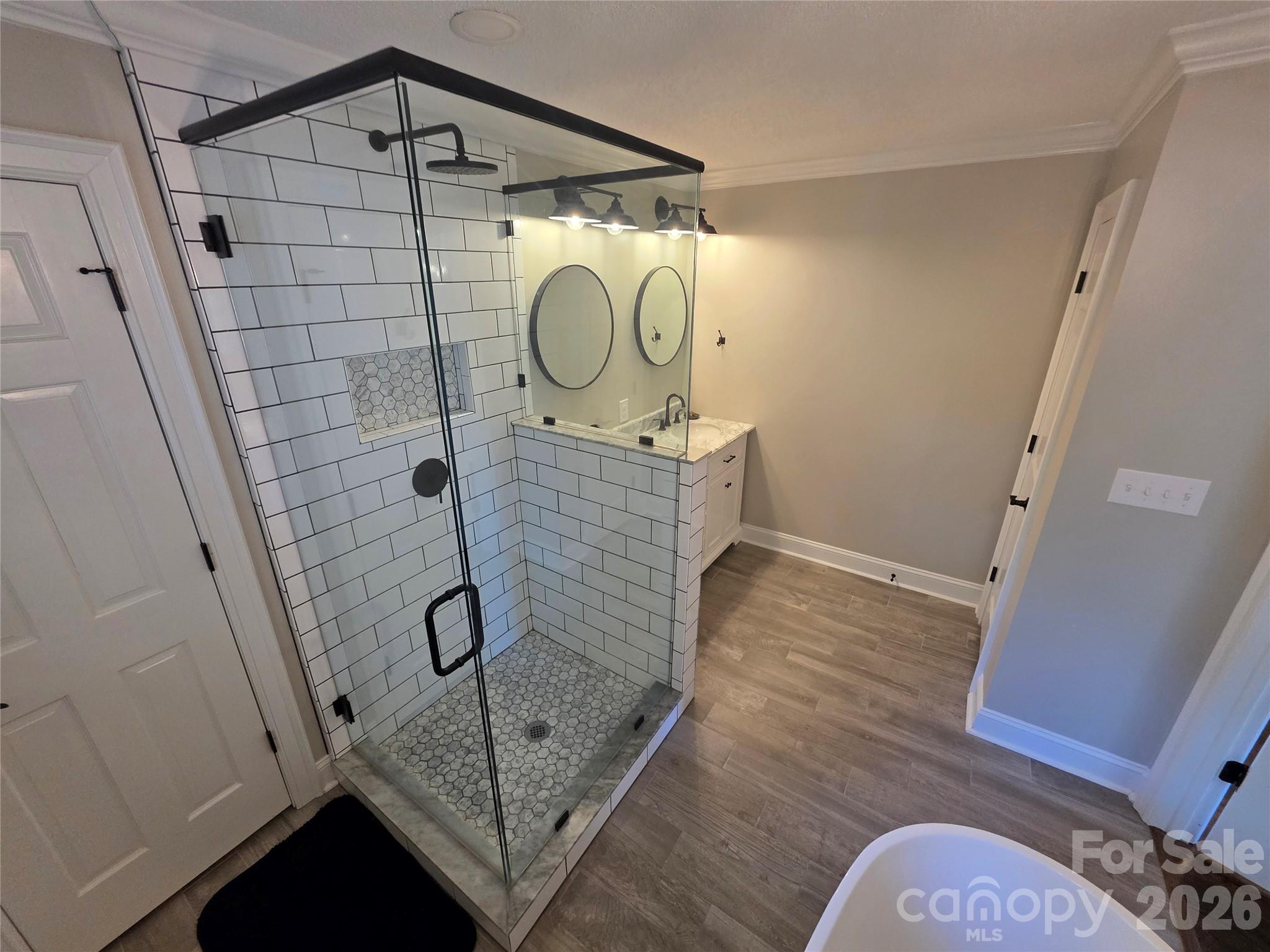570 Crestside Drive Property Photo 20